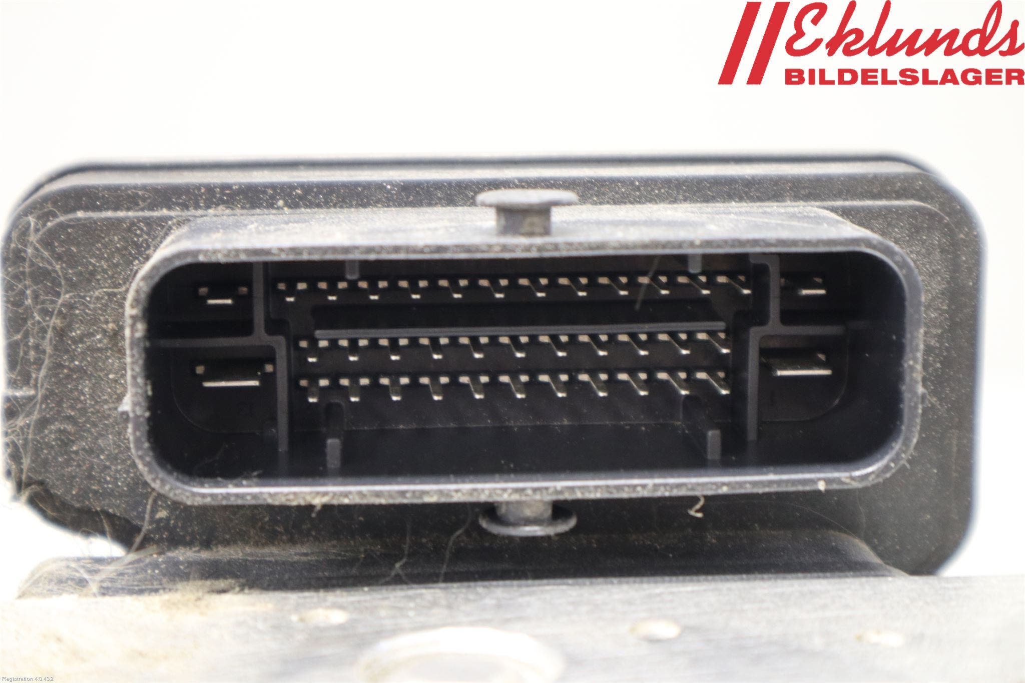 Mercedes-Benz MB E-KLASS (W212) 09-16 Abs Hydraulaggregat