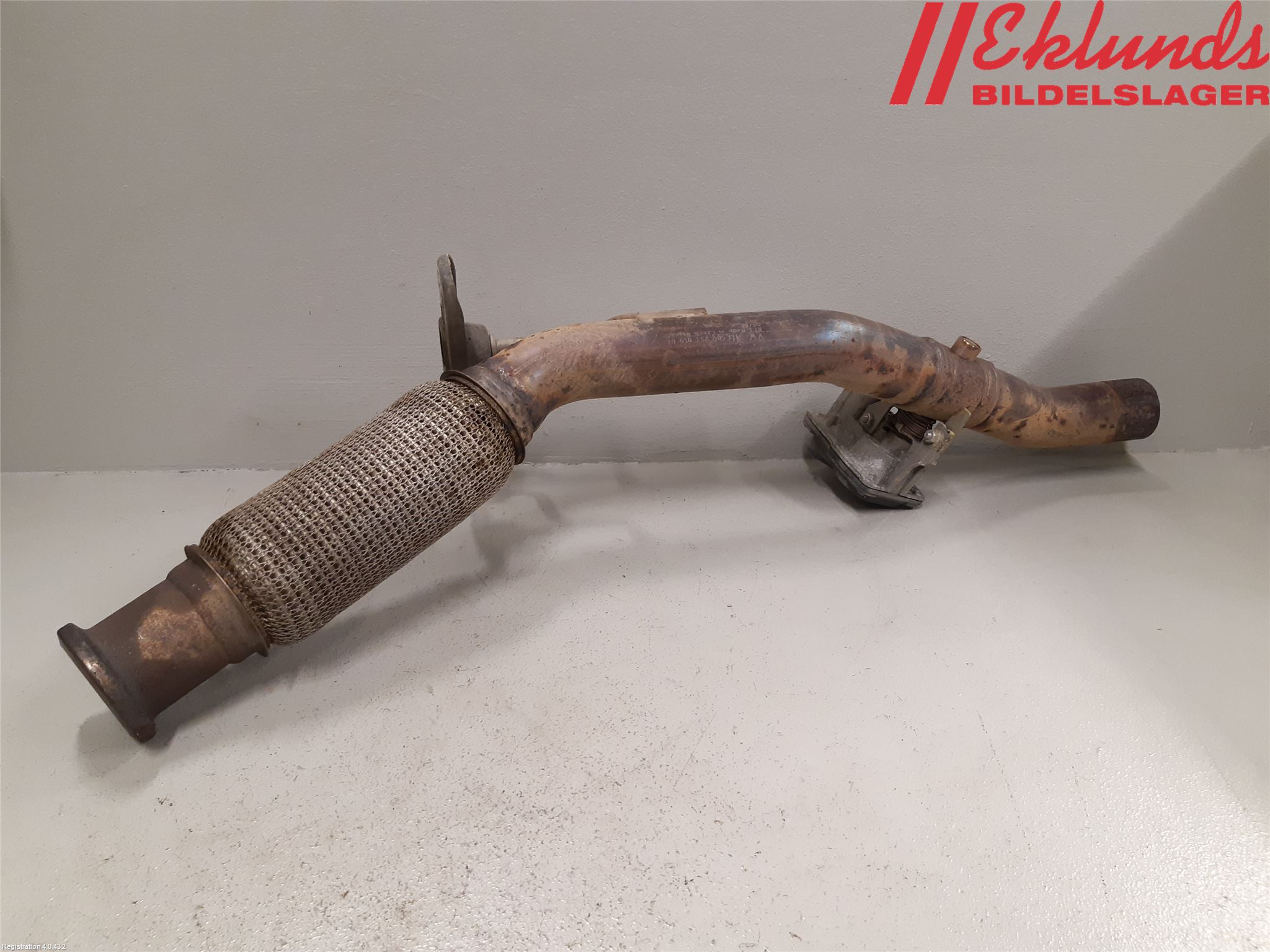 Skoda OCTAVIA (5E) 13-20 Avgas Främre Rör