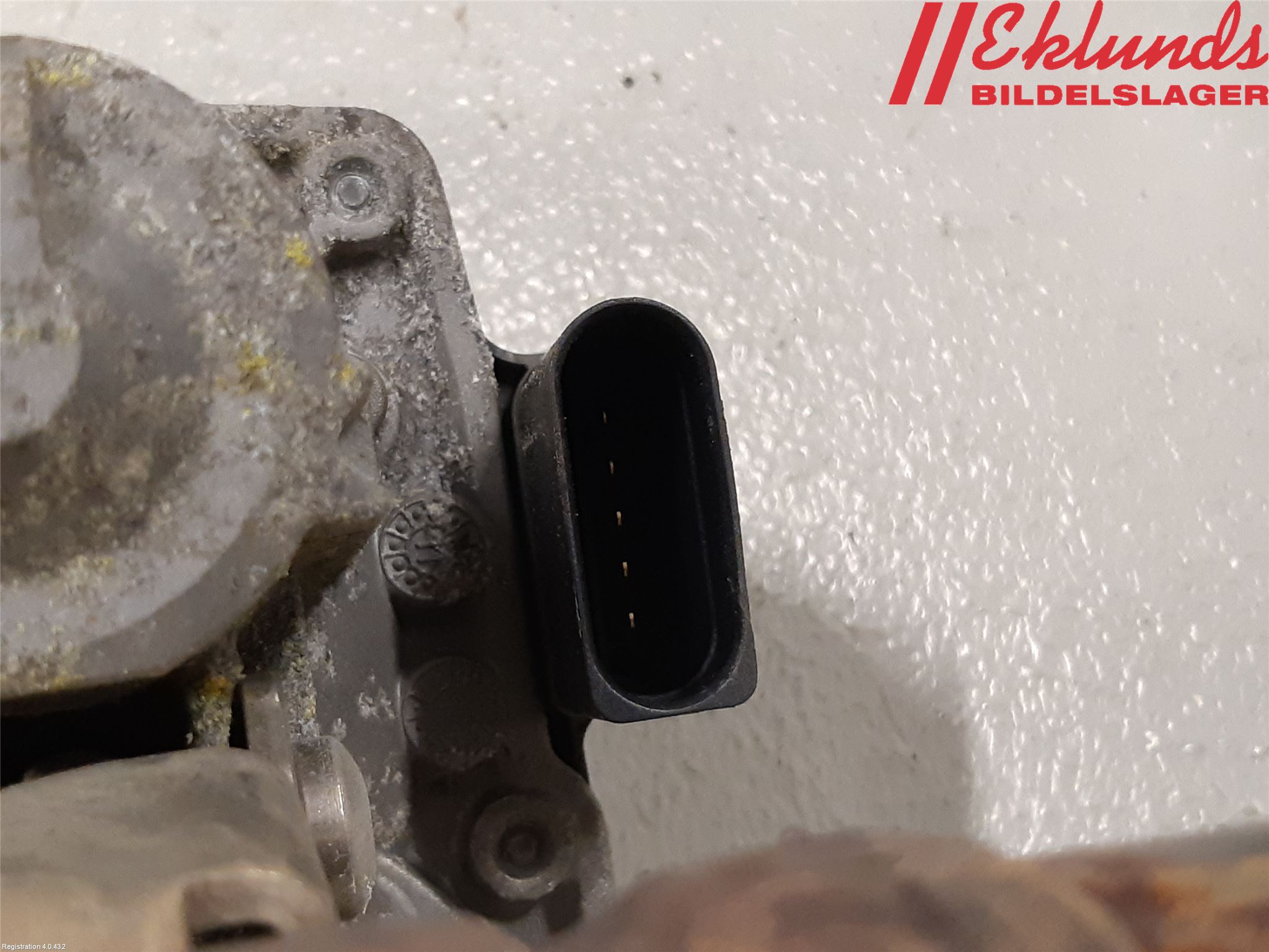 Skoda OCTAVIA (5E) 13-20 Avgas Främre Rör