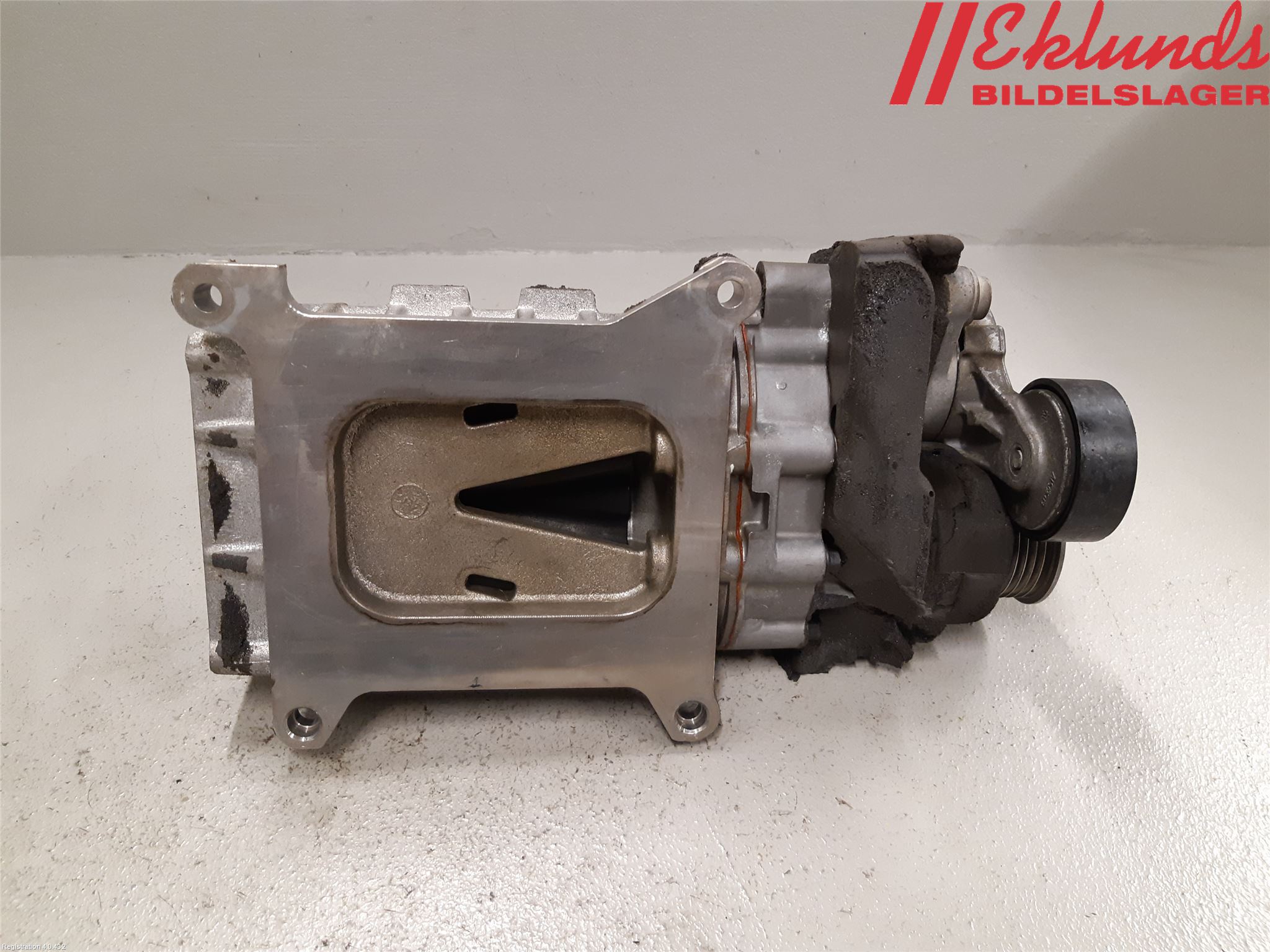 Volkswagen VW GOLF V 04-09 Kompressor Remdriven