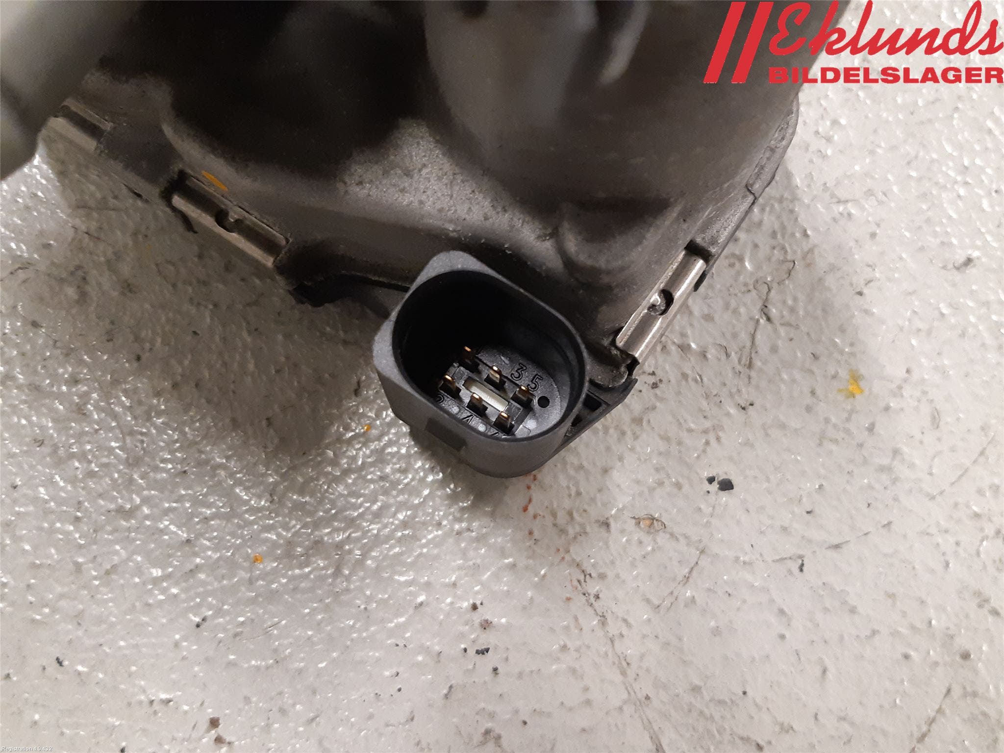 Volvo V60 11-13 Injspjällhus