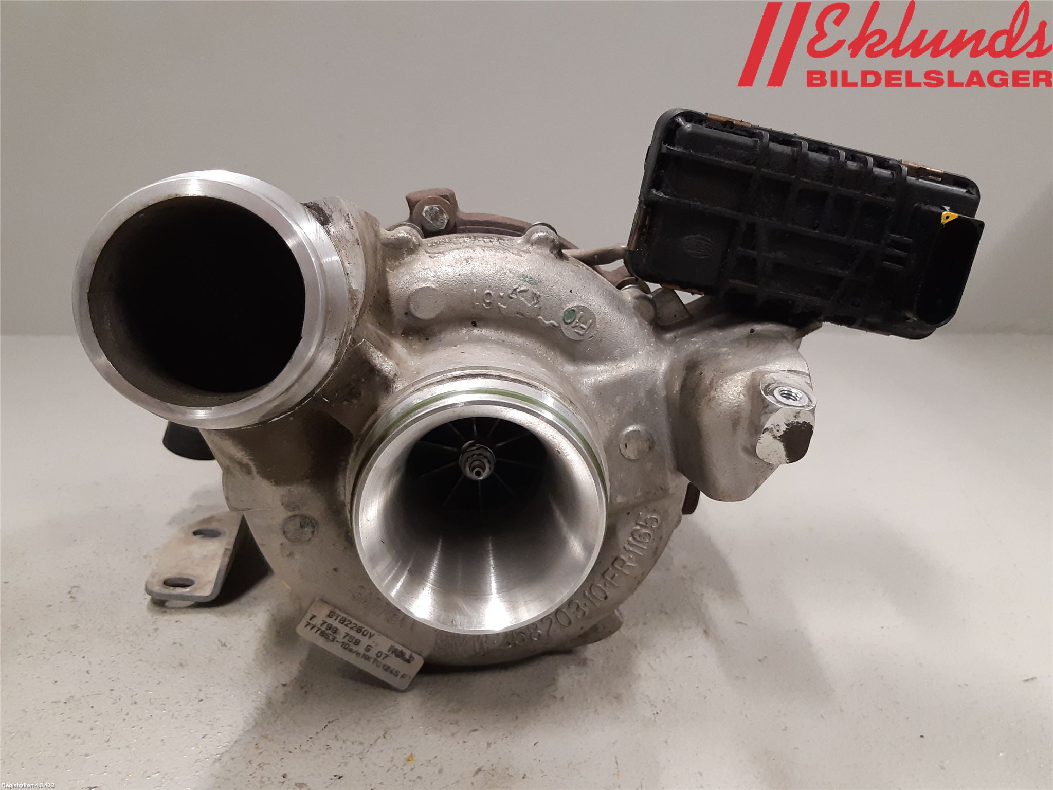 BMW 5 F10/F11/F18 09-17 Turboaggregat