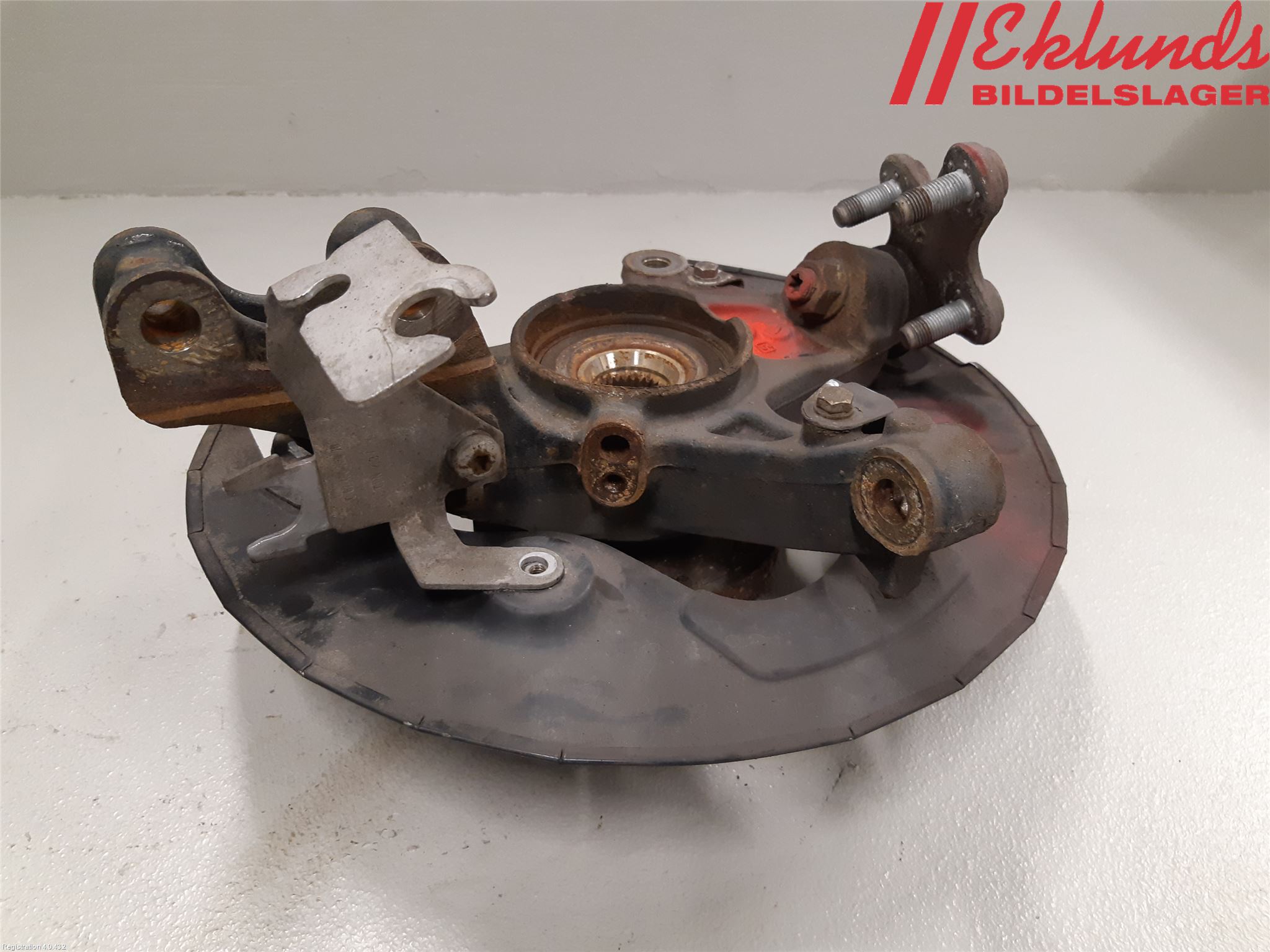 Peugeot 308 14-21 Styrspindel Lagerhus Vä