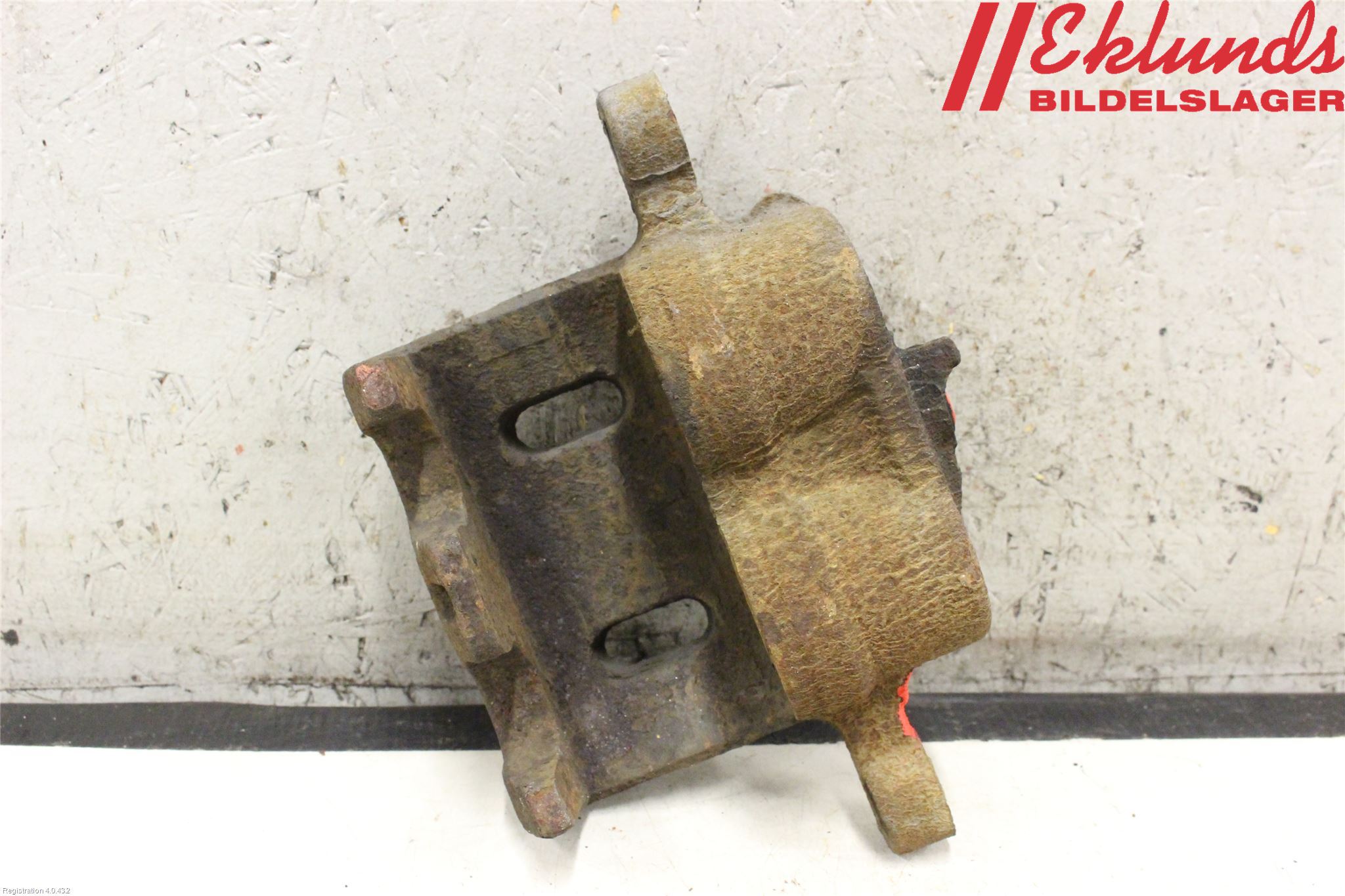 Mitsubishi OUTLANDER 07-12 Bromsok Fram Vänster