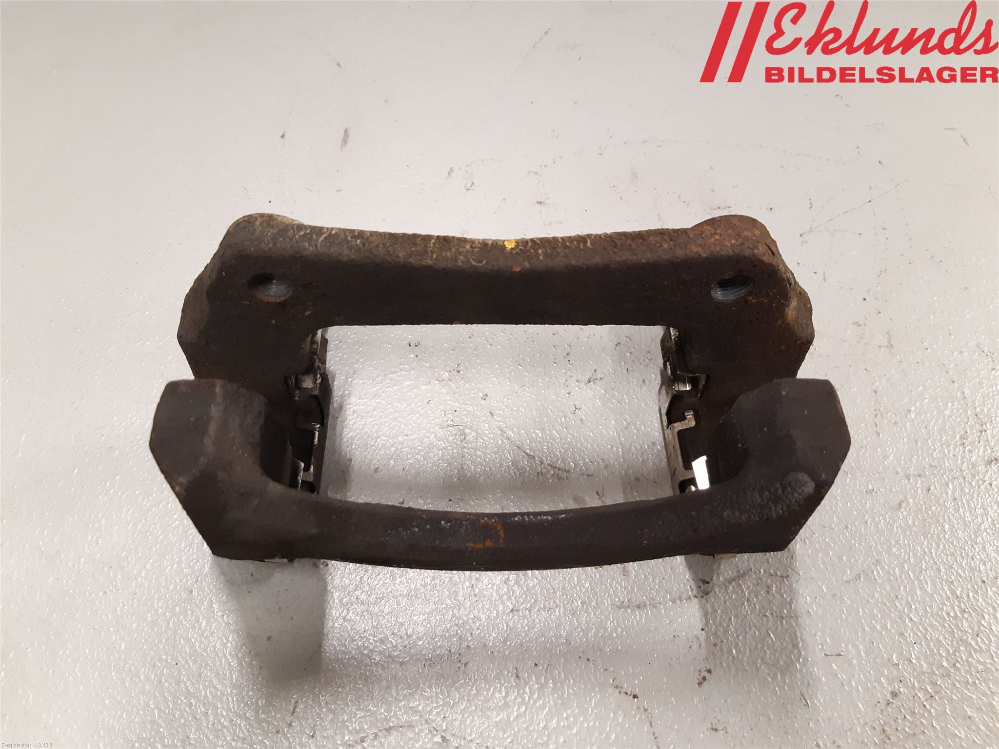 Ford FIESTA 13-17 Bromsokshållare