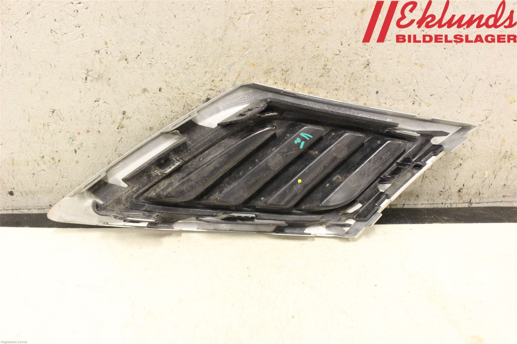 Saab 9-3 VER2/VER3 08-15 Grilldel Vänster