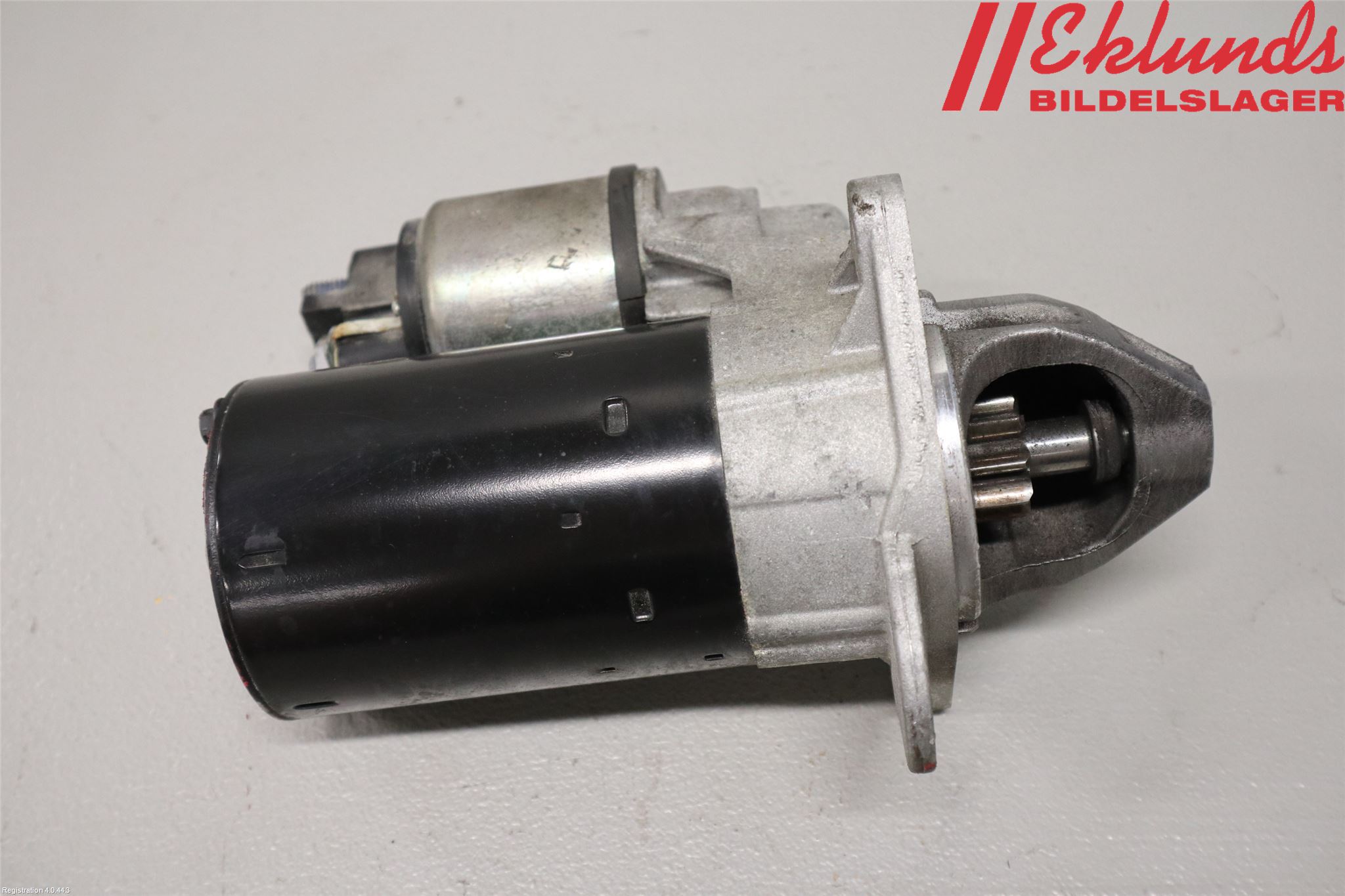 Opel MERIVA B 10-17 Startmotor