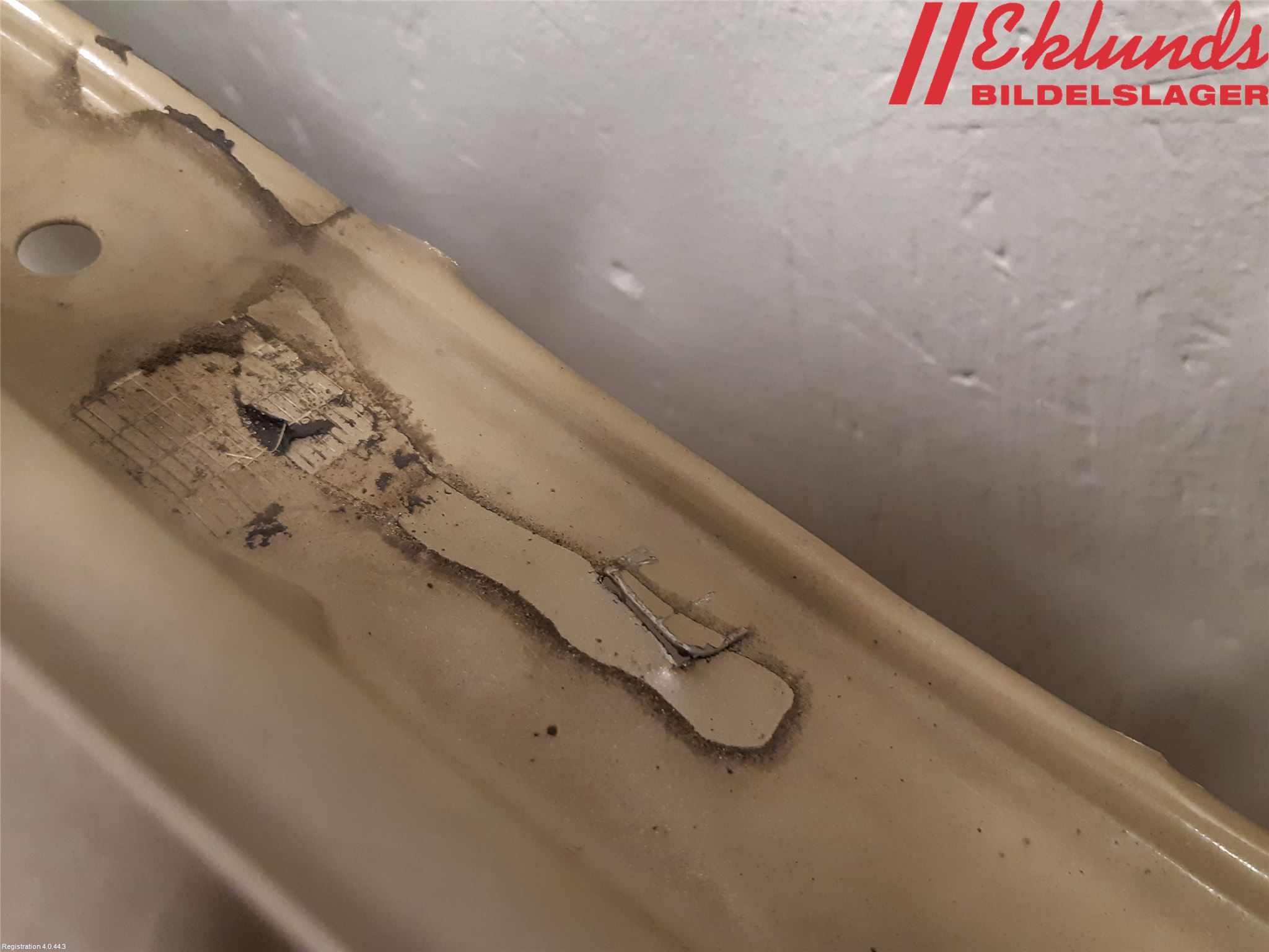 Nissan QASHQAI   07-10 Skärm Fram Höger