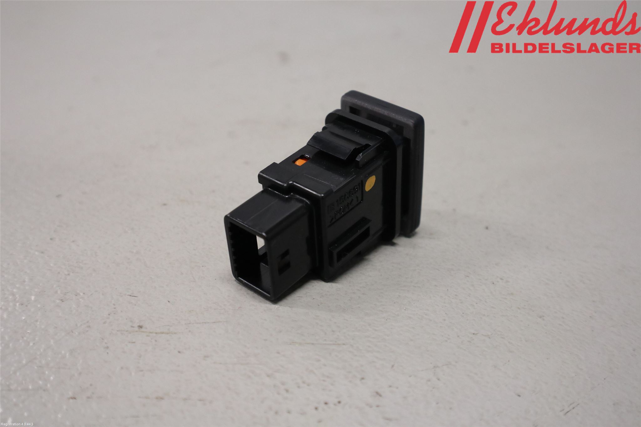 Lexus IS 250/350 14-20 Strömställare Övrigt