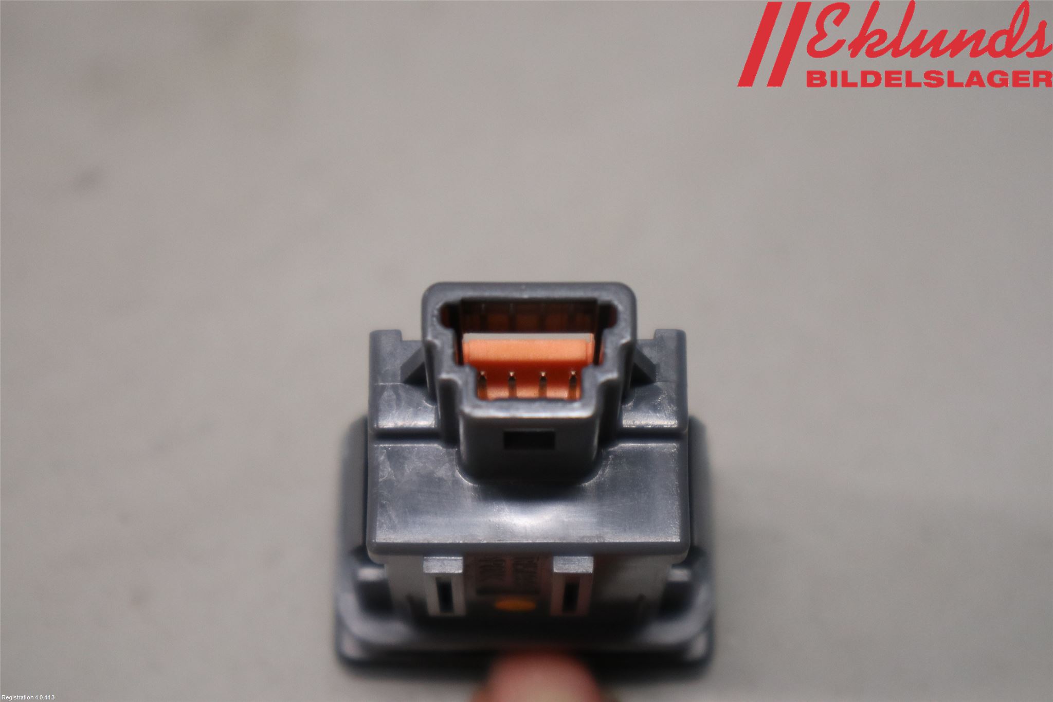 Lexus IS 250/350 14-20 Strömställare Baklucka