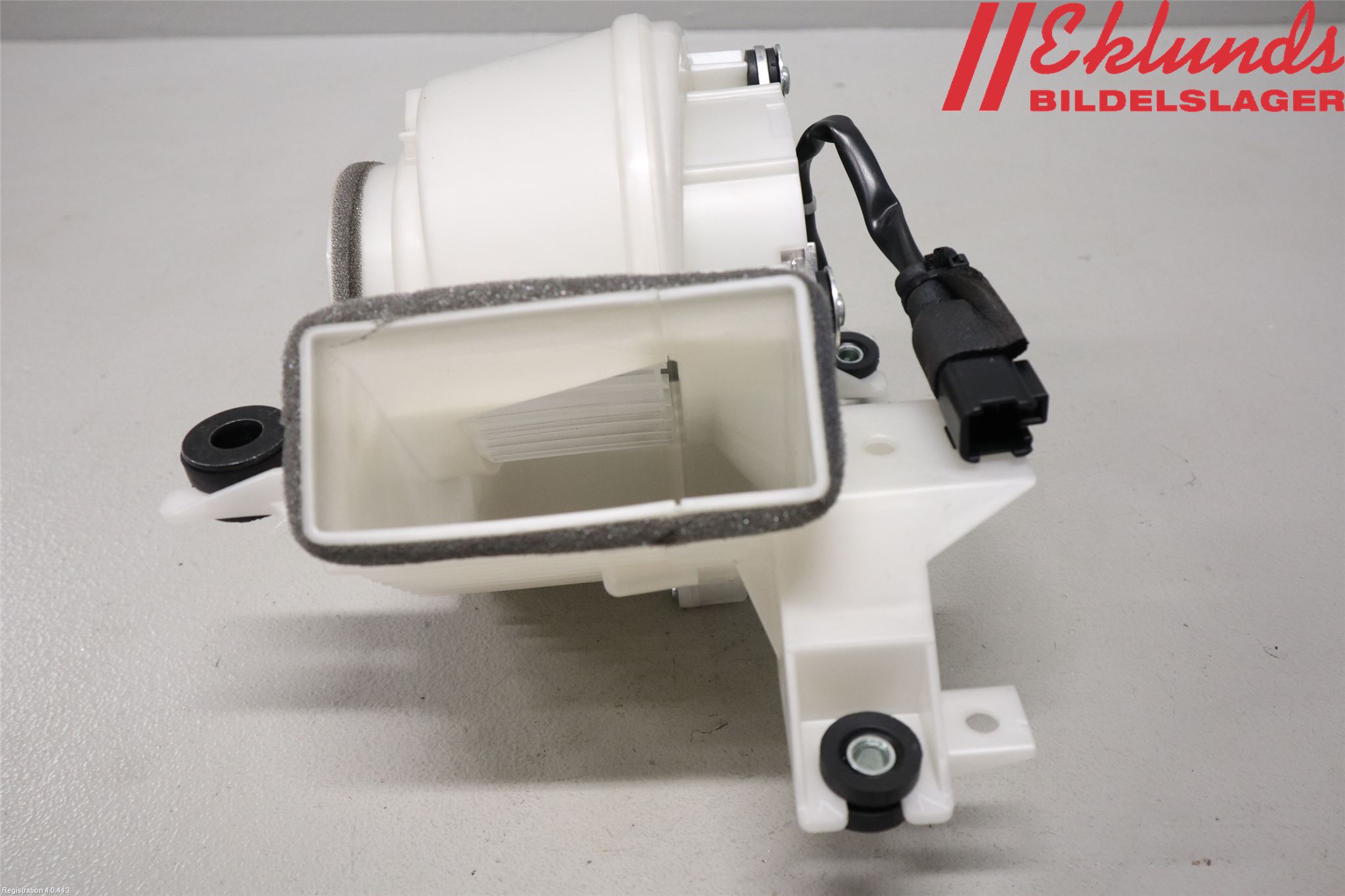 Lexus IS 250/350 14-20 Kylfläkt El