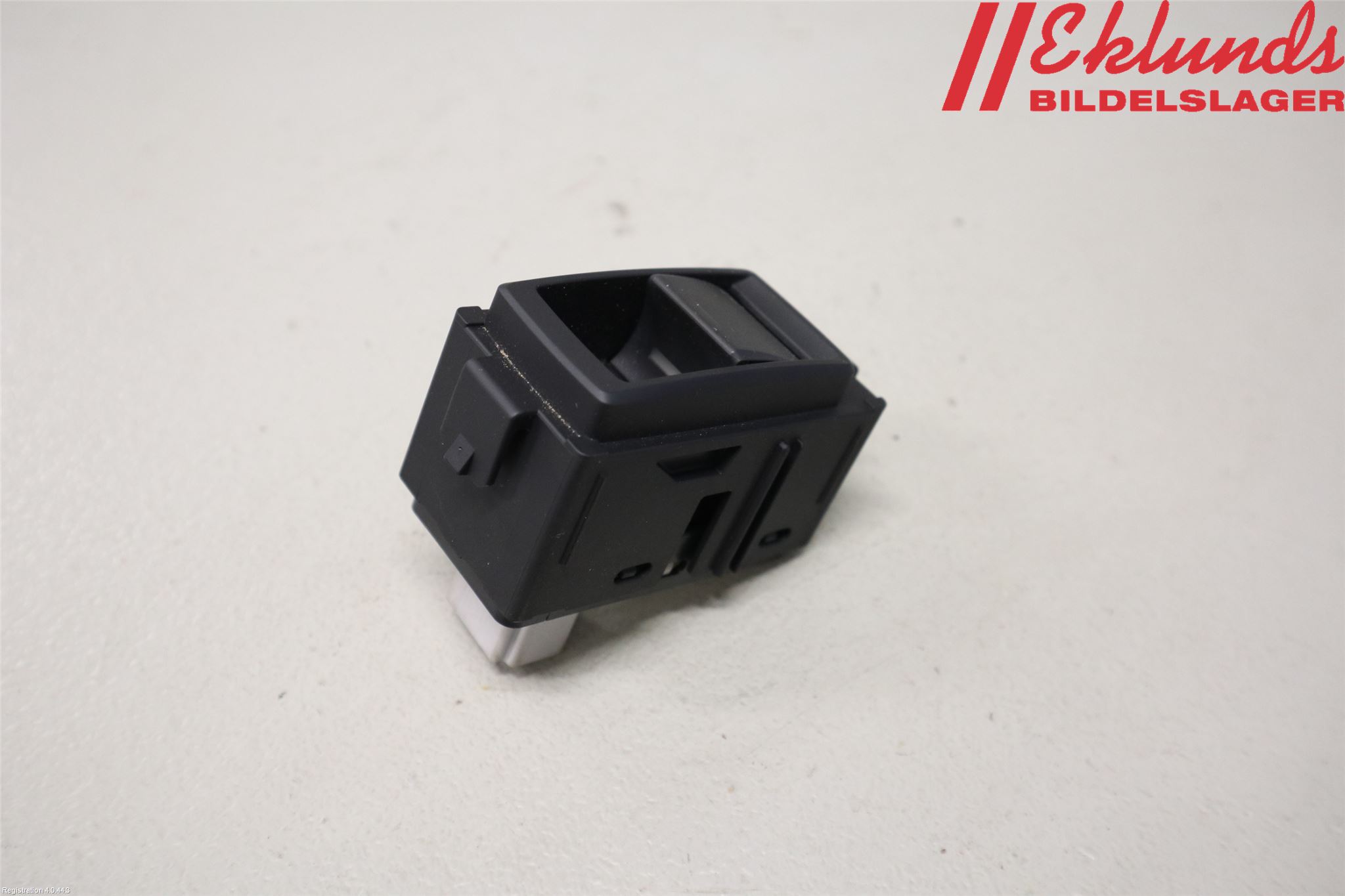 Lexus IS 250/350 14-20 Strömställare Elhiss