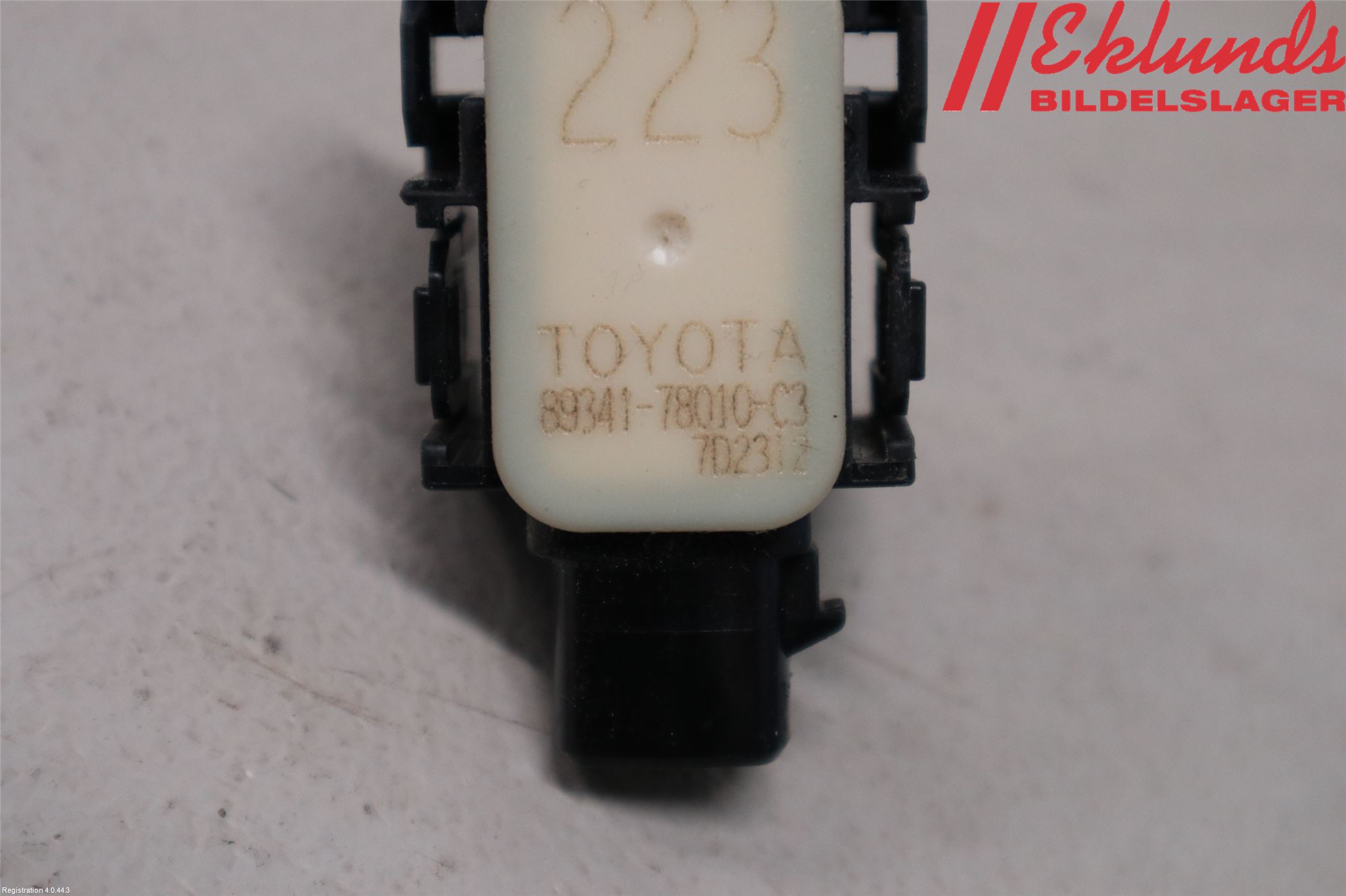 Lexus IS 250/350 14-20 Parkeringshjälp Backsensor