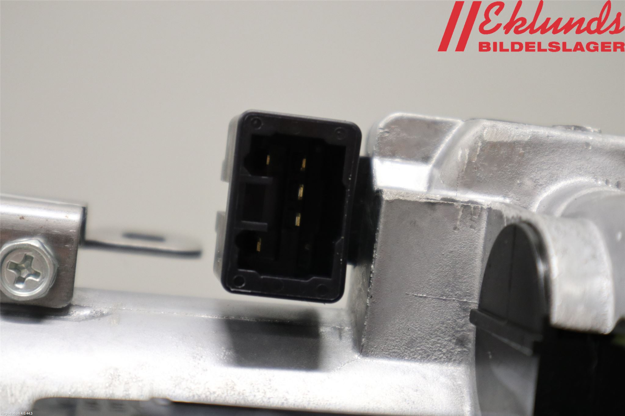 Lexus IS 250/350 14-20 Rattaxelagg Justerbart