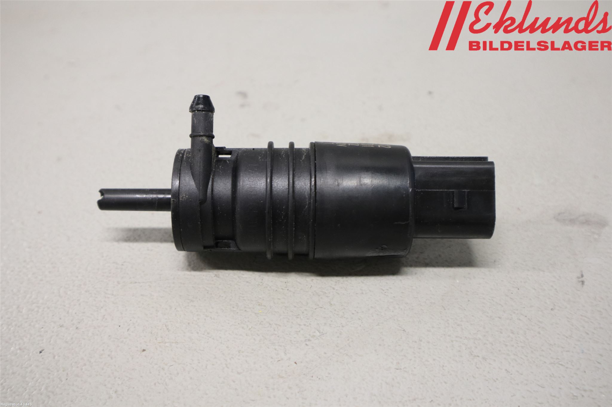 BMW 5 F10/F11/F18 09-17 Spolarpump Vindruta