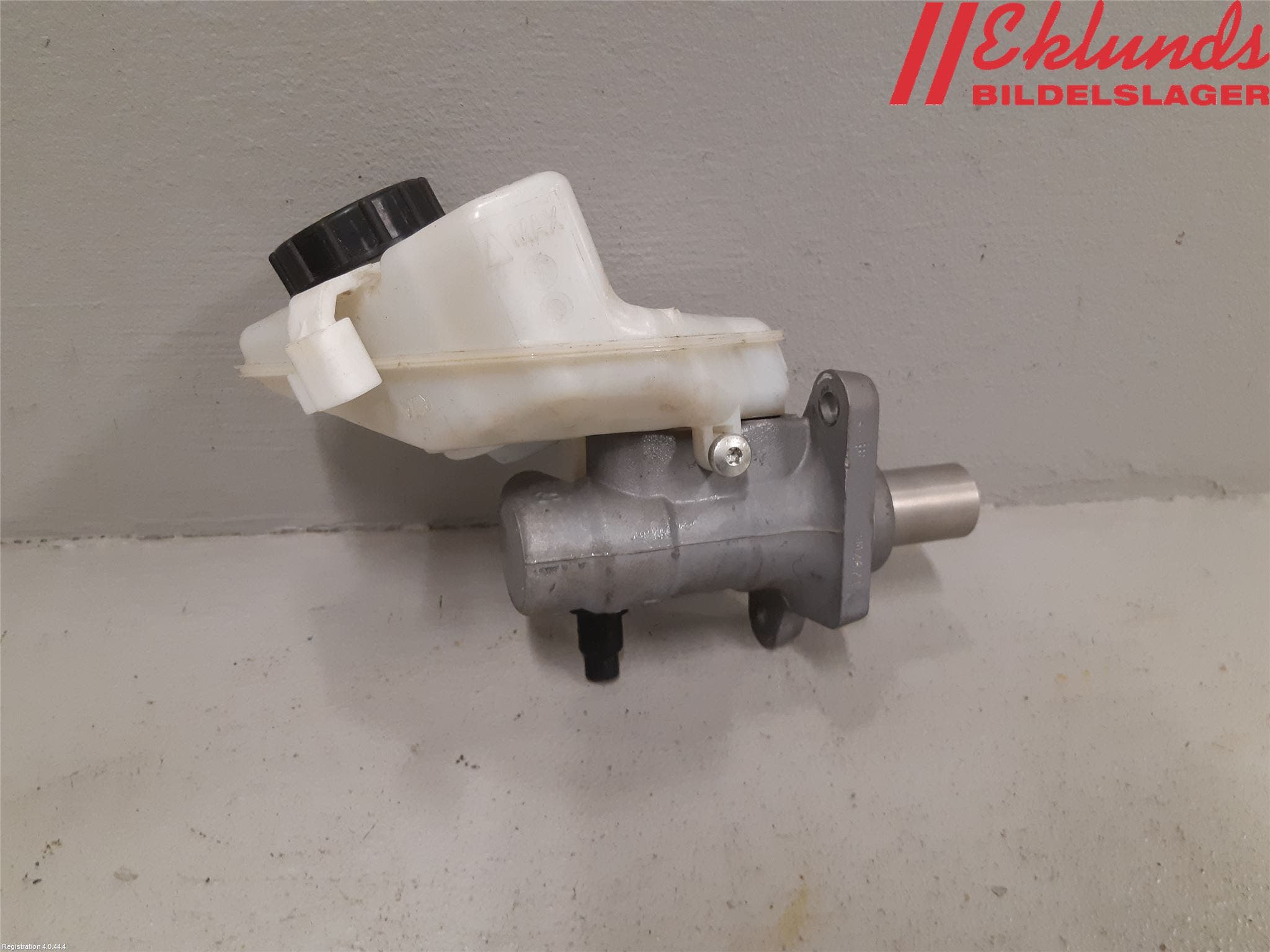 Volvo V60 11-13 Broms Huvudcylinder