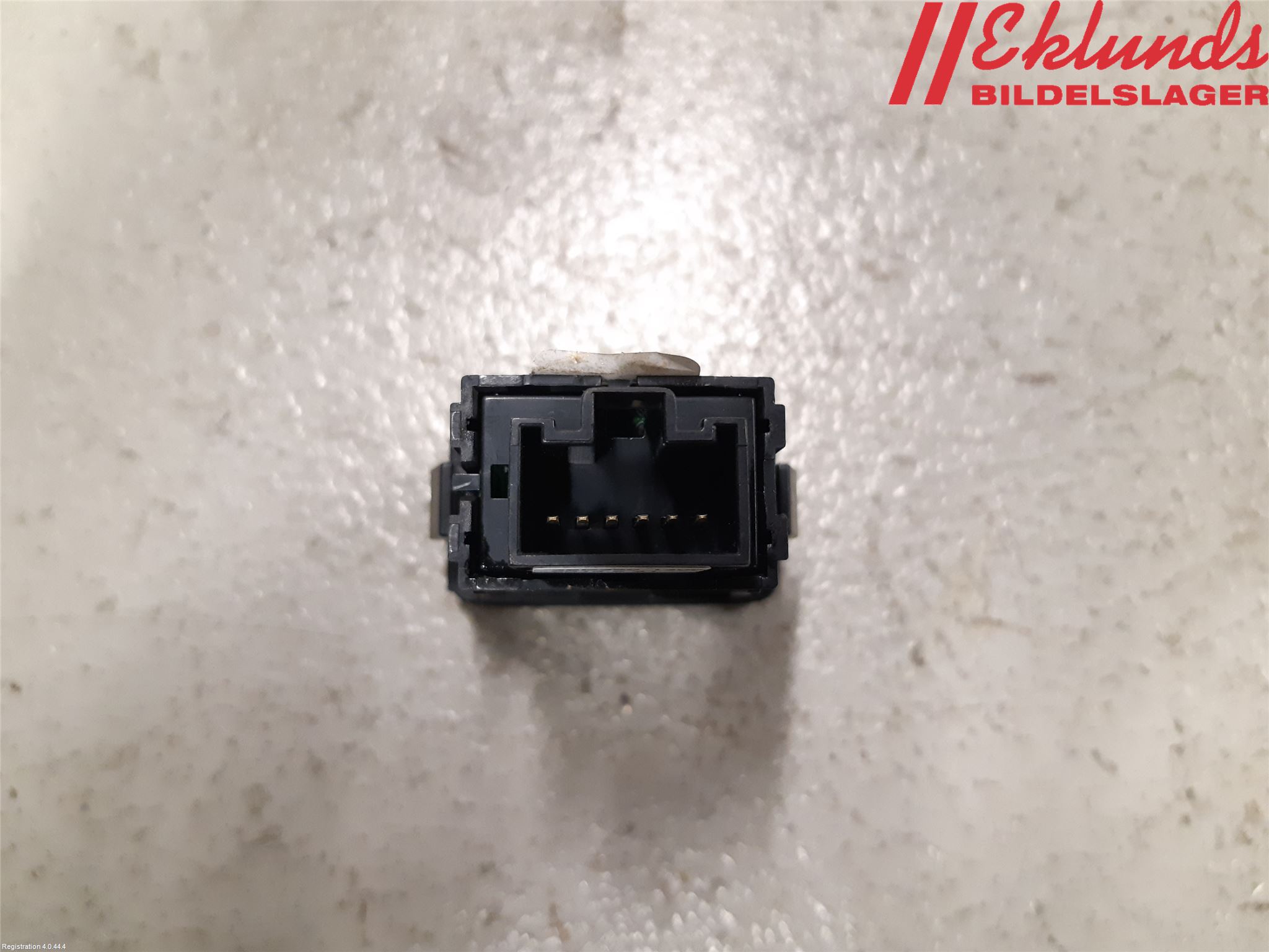 Kia CEED 12-18 Strömställare Varnings