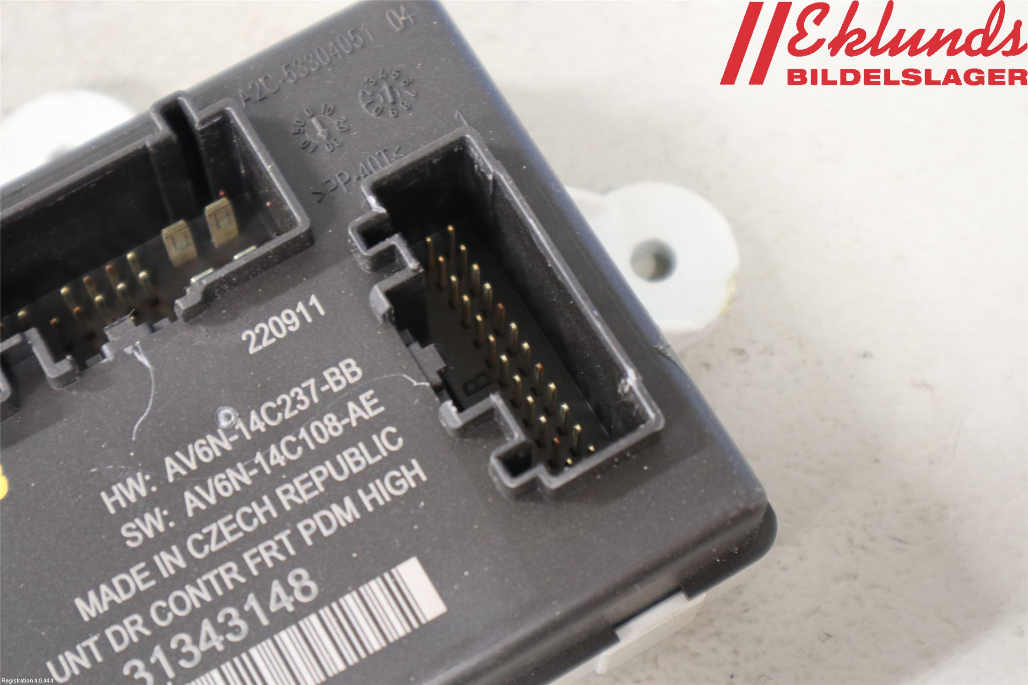 Volvo V60 11-13 Styrenhet Dörr