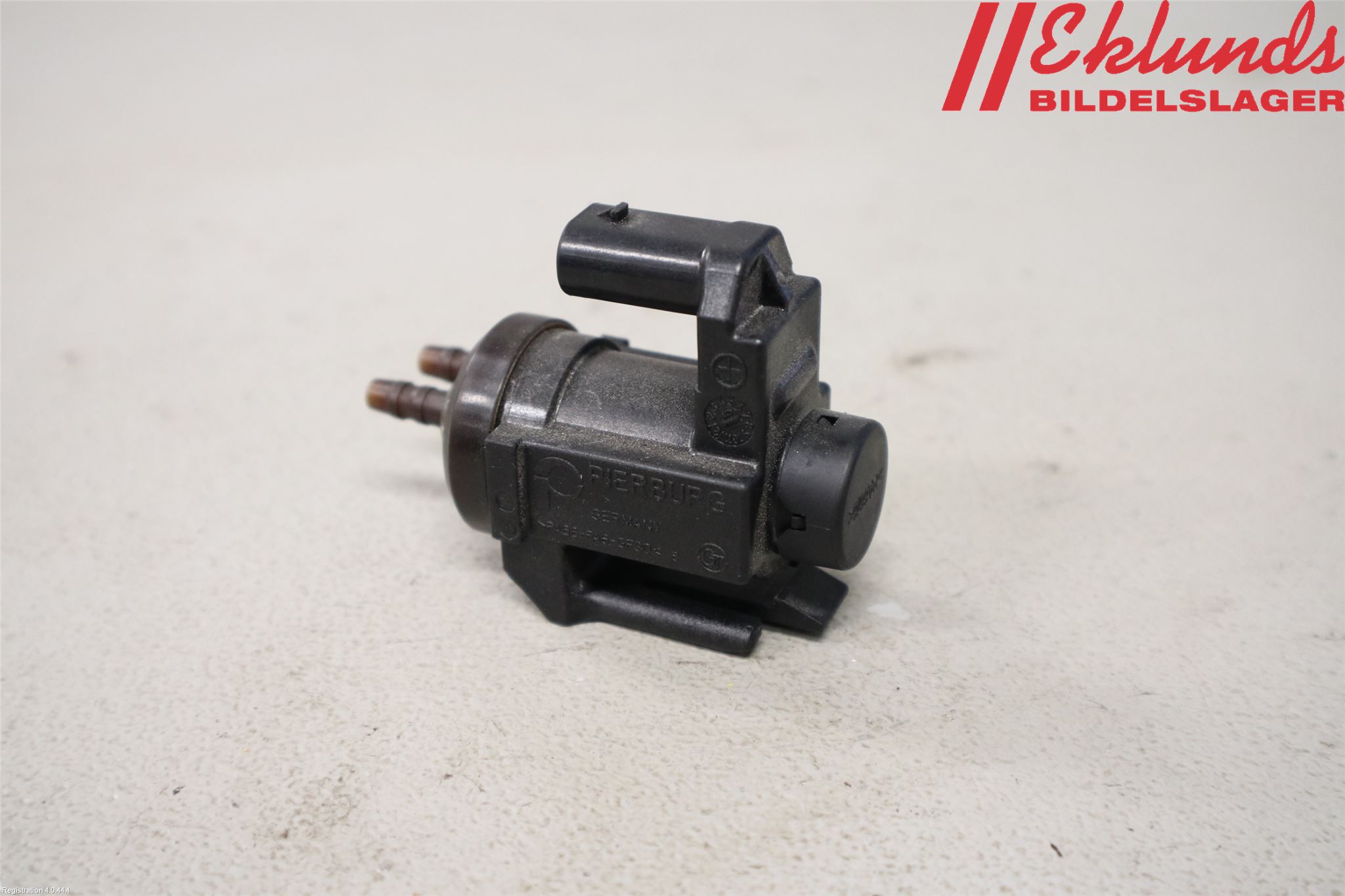 BMW 5 F10/F11/F18 09-17 Vakuumventil