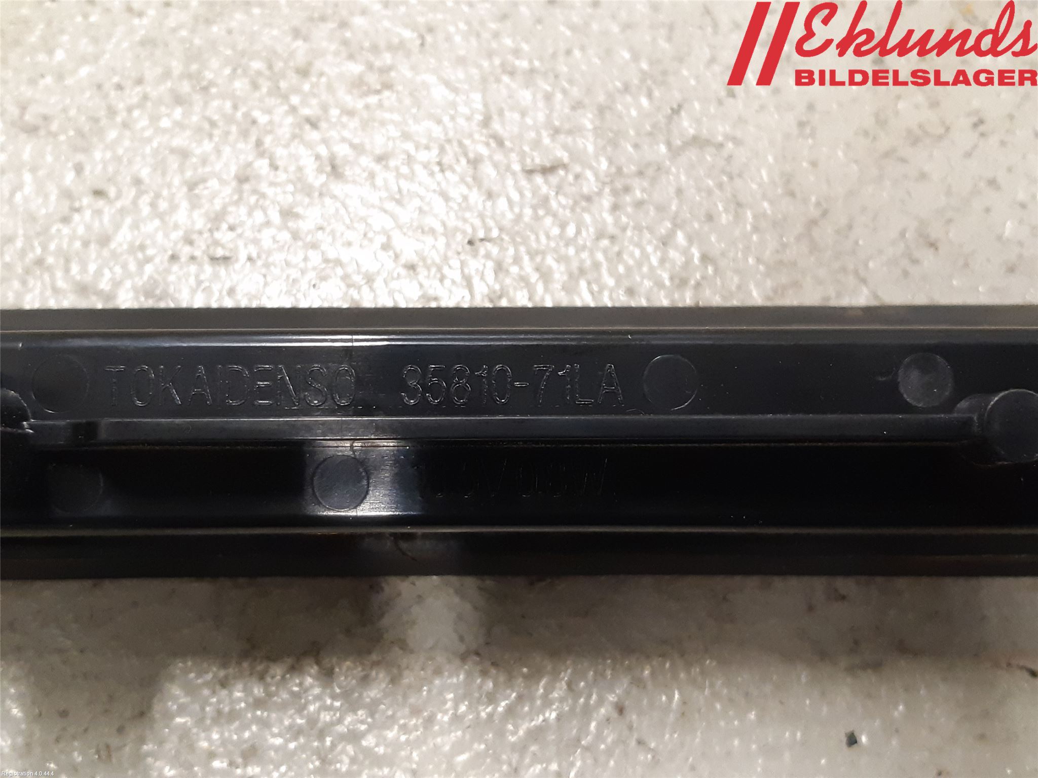 Suzuki VITARA 15- Bromsljus Bakruta