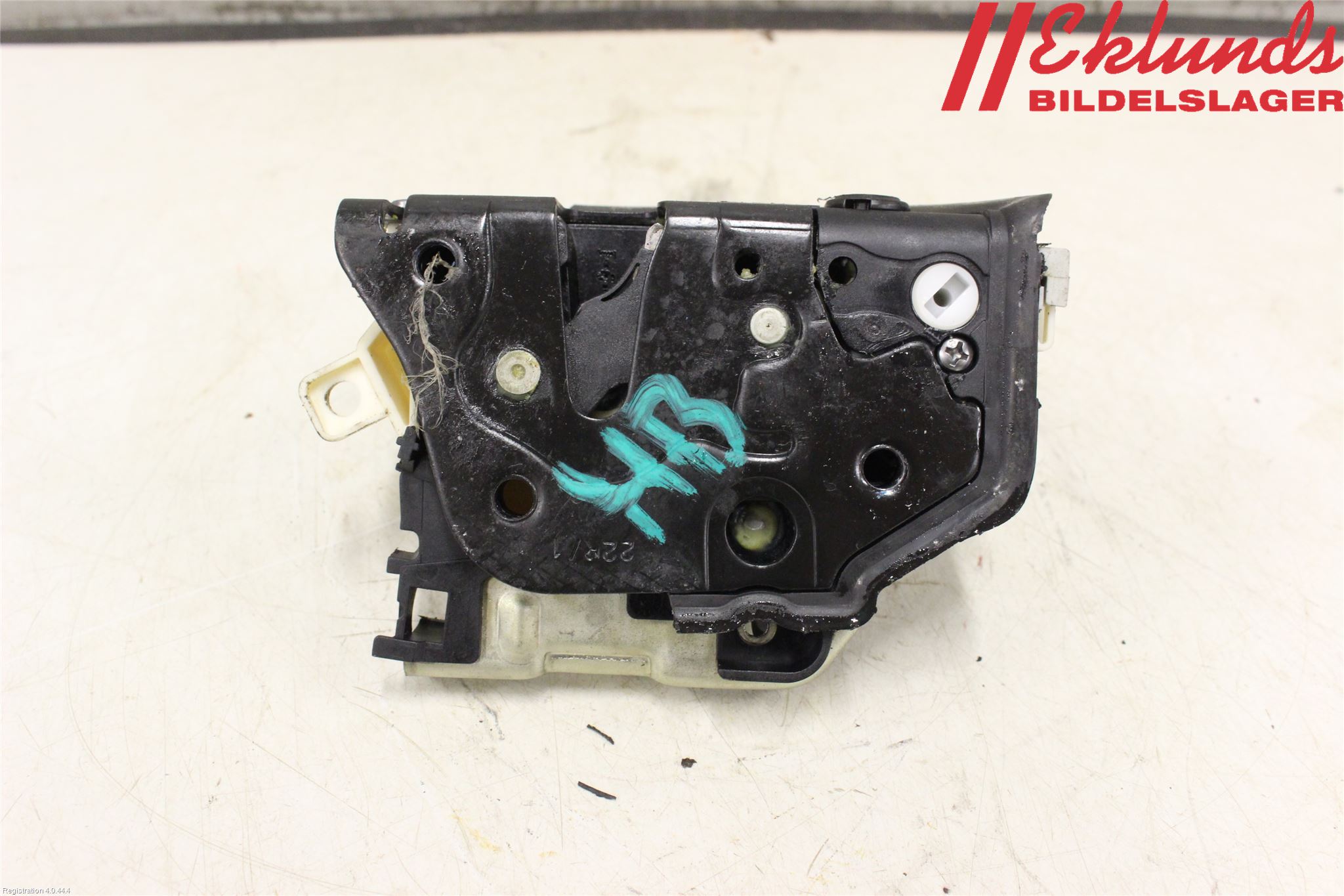 Audi A4/S4 08-11 Låskista-Dörrlås