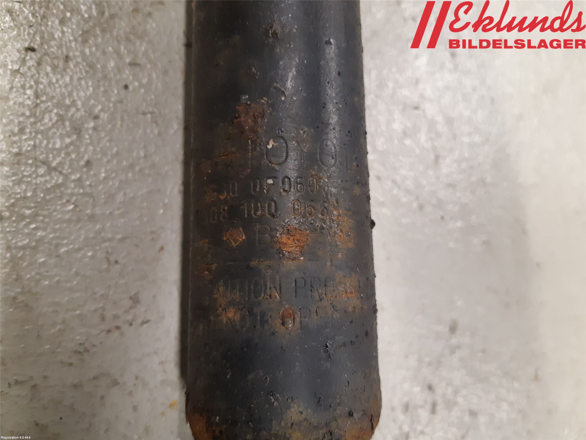 Toyota VERSO 09-18 Stötdämpare Bak