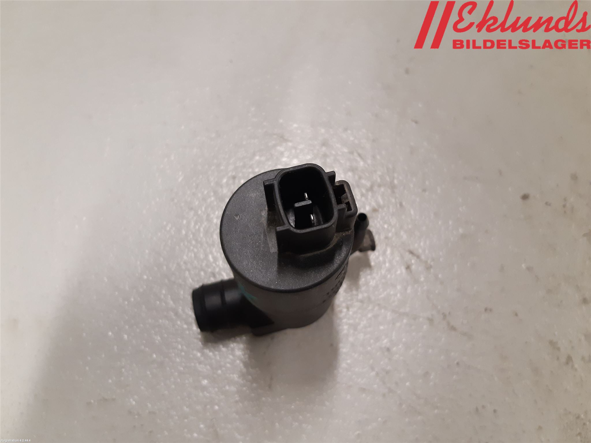 Toyota VERSO 09-18 Spolarpump Baklucka