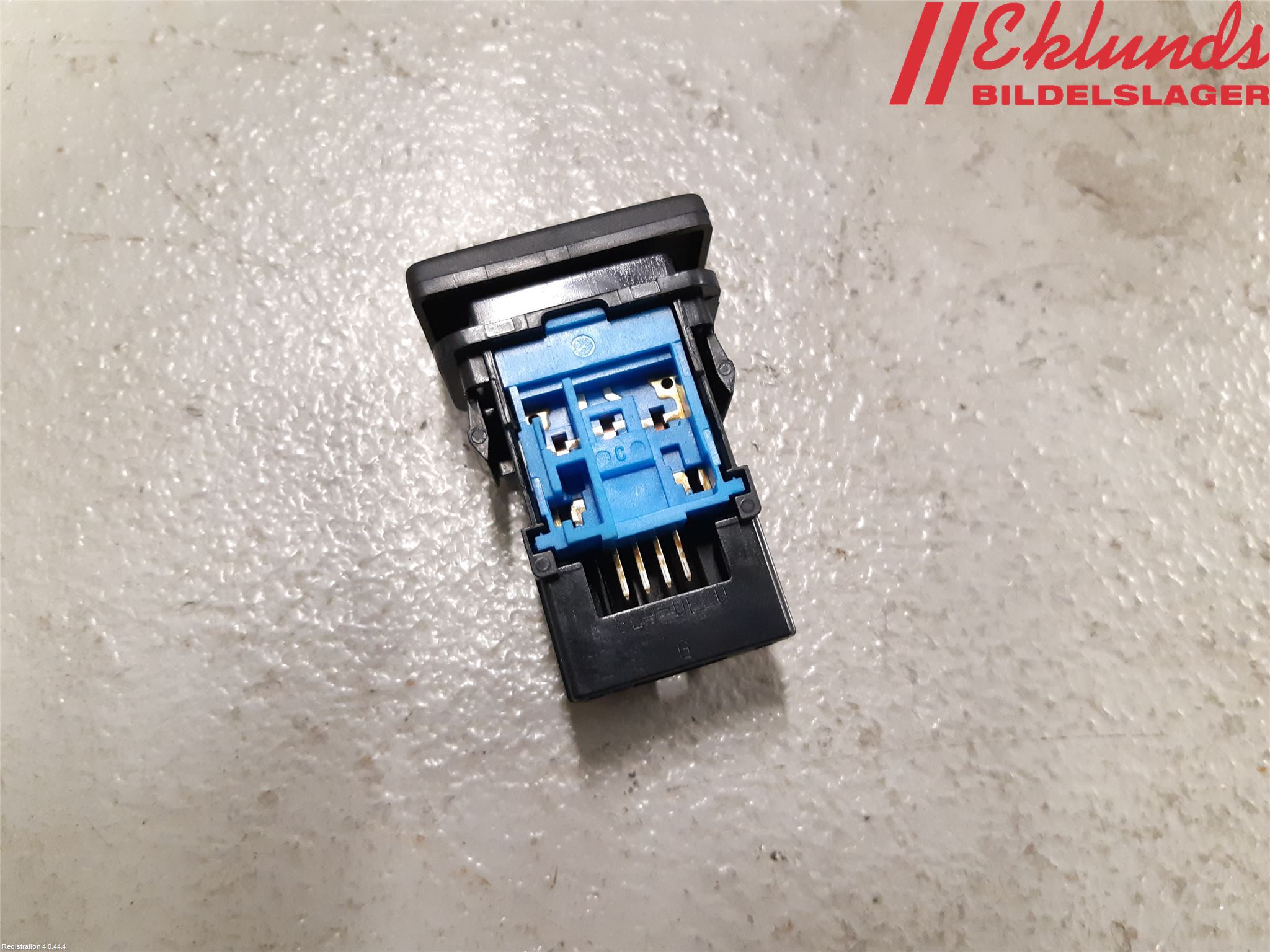 Toyota VERSO 09-18 Strömställare Antisladd