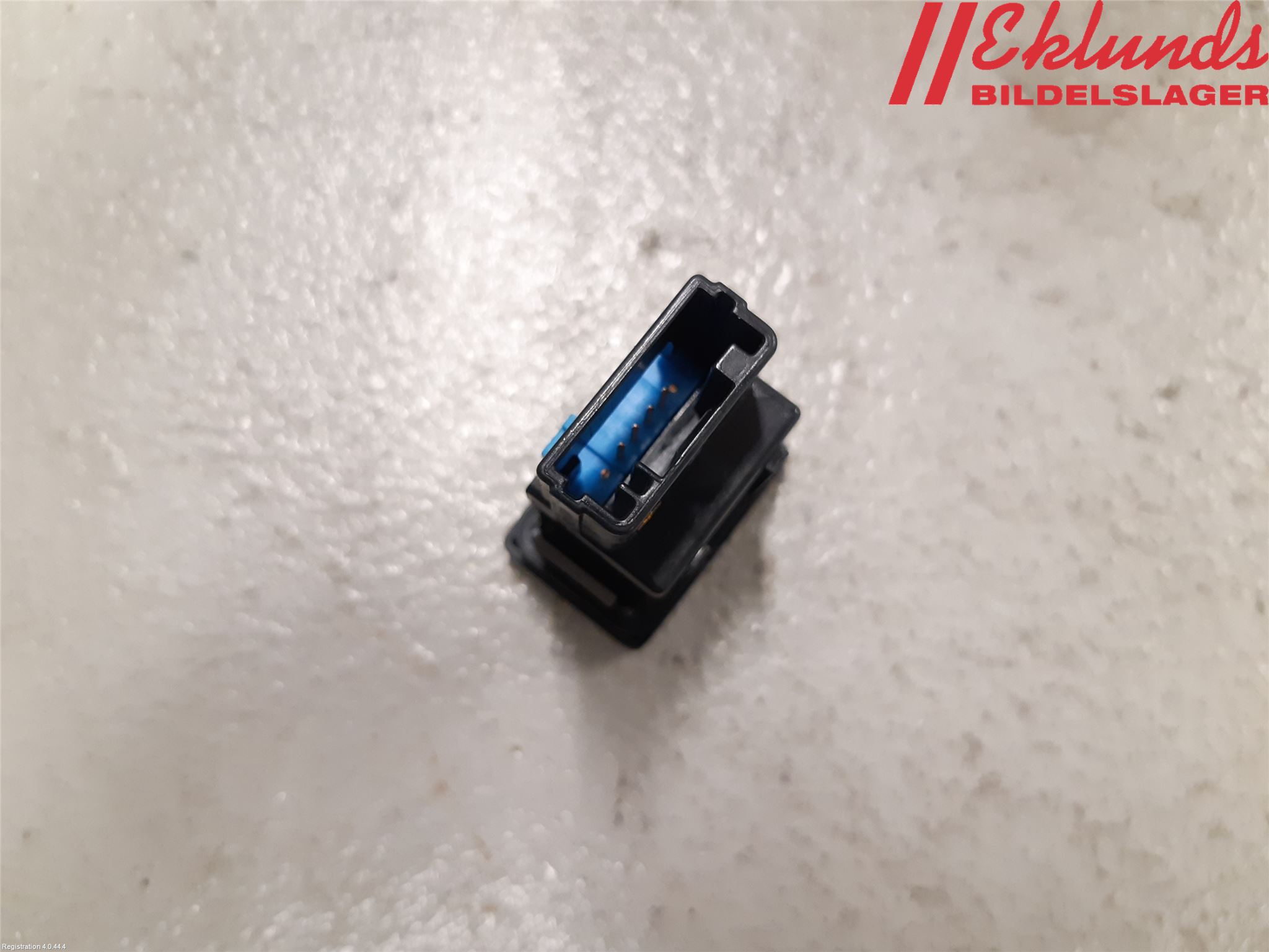 Toyota VERSO 09-18 Strömställare Antisladd