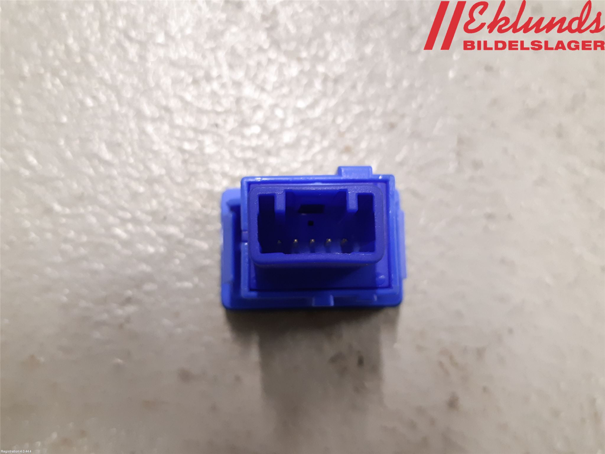 Toyota VERSO 09-18 Strömställare Övrigt