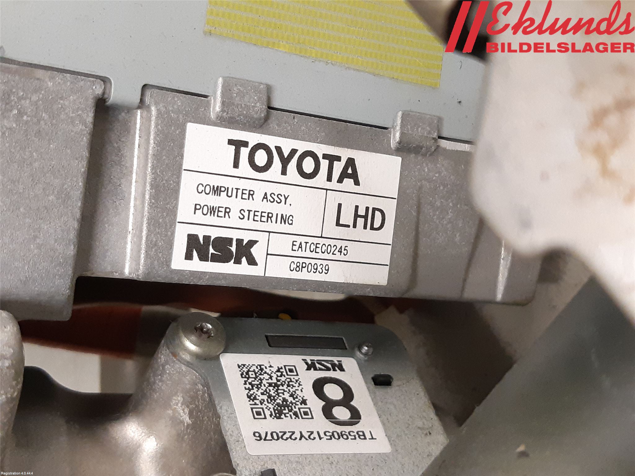Toyota VERSO 09-18 Rattaxelagg Med Inb Servo