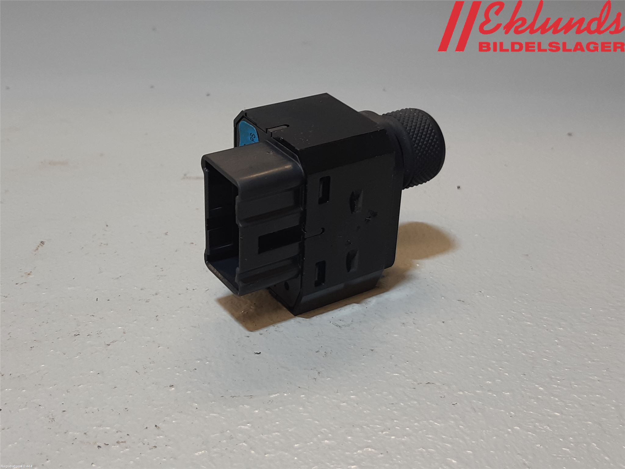 Suzuki VITARA 15- Strömställare Spegel