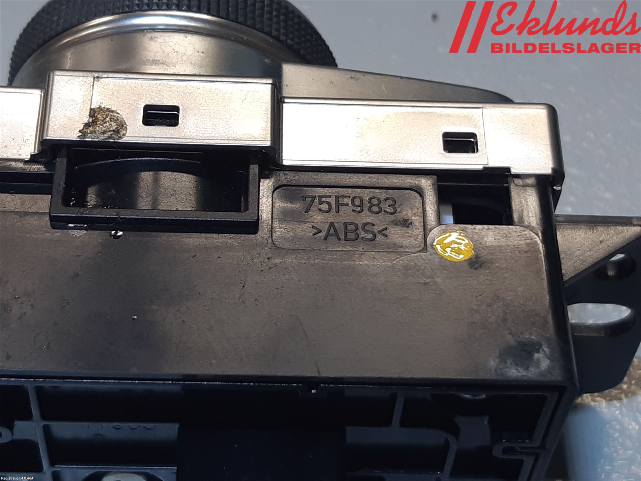 Suzuki VITARA 15- Strömställare Multifunktion