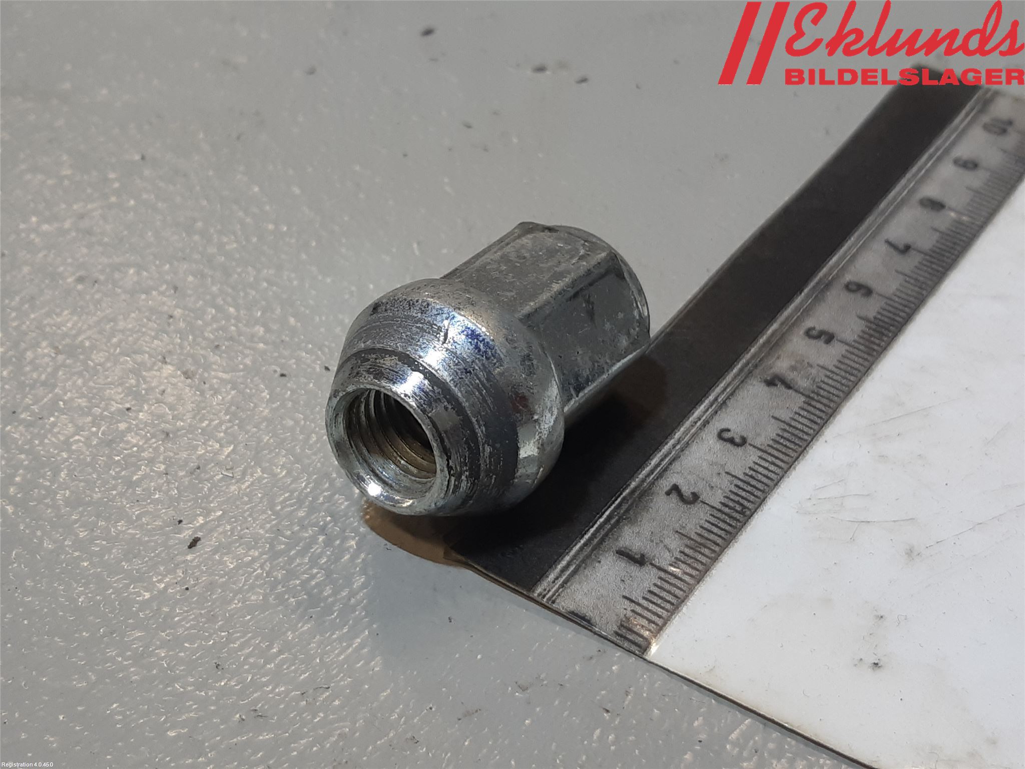 Mitsubishi SPACE STAR 13- Hjulmutter-Bult-Sats