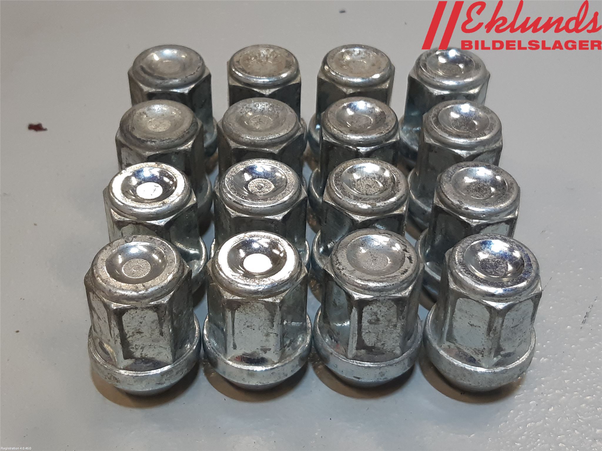 Mitsubishi SPACE STAR 13- Hjulmutter-Bult-Sats