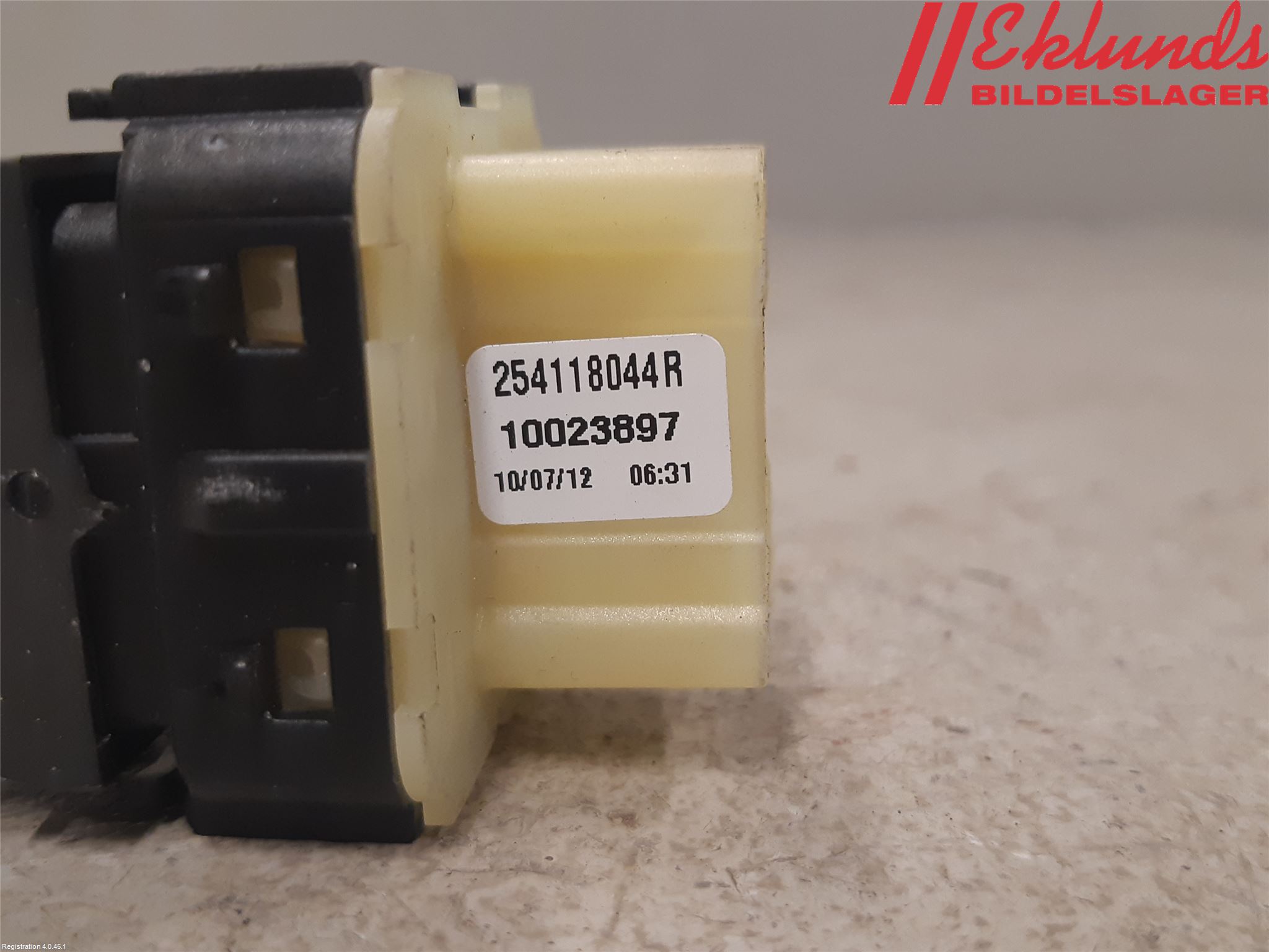 Renault CLIO IV 12-16 Strömställare Elhiss