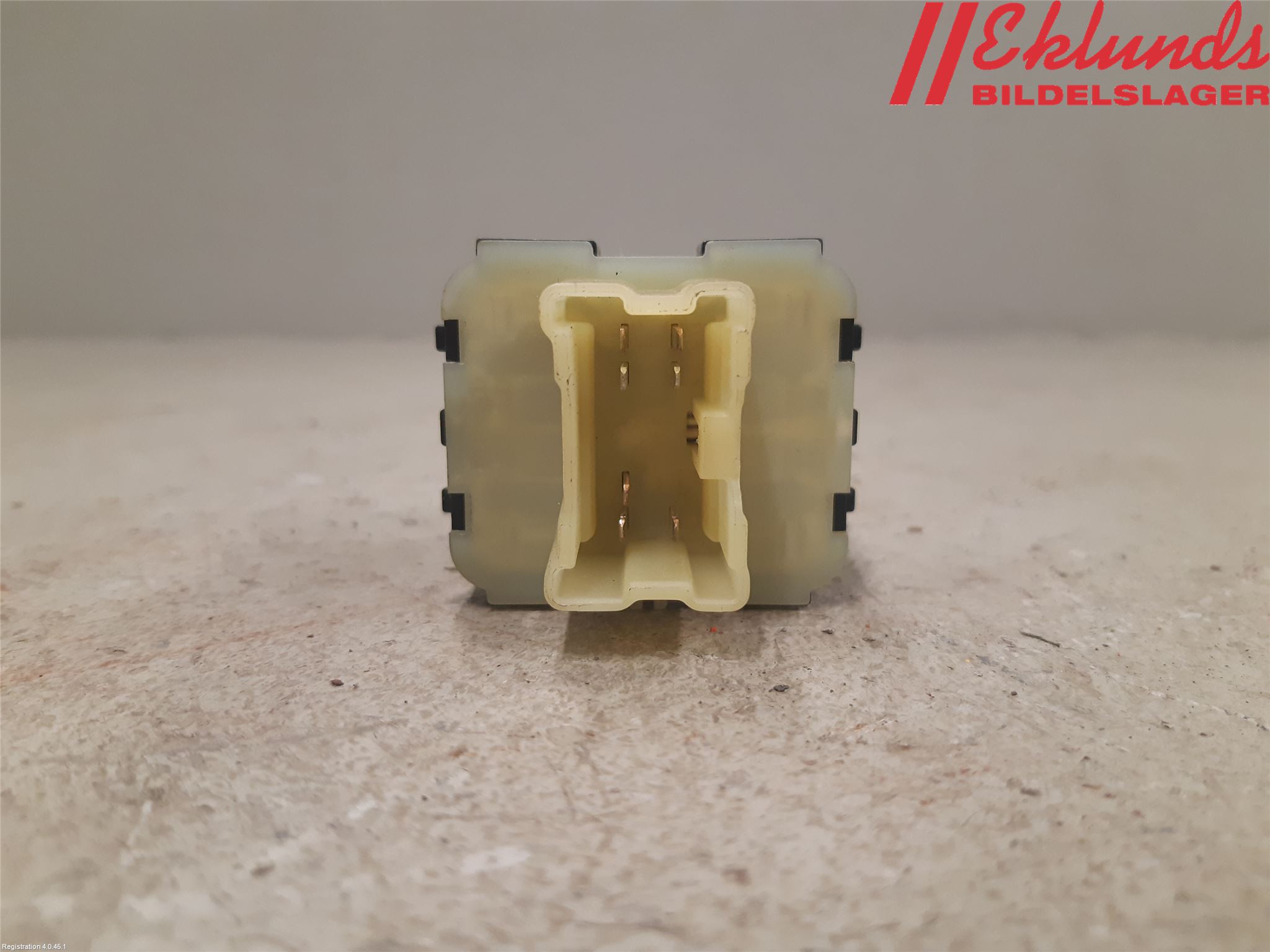 Renault CLIO IV 12-16 Strömställare Elhiss