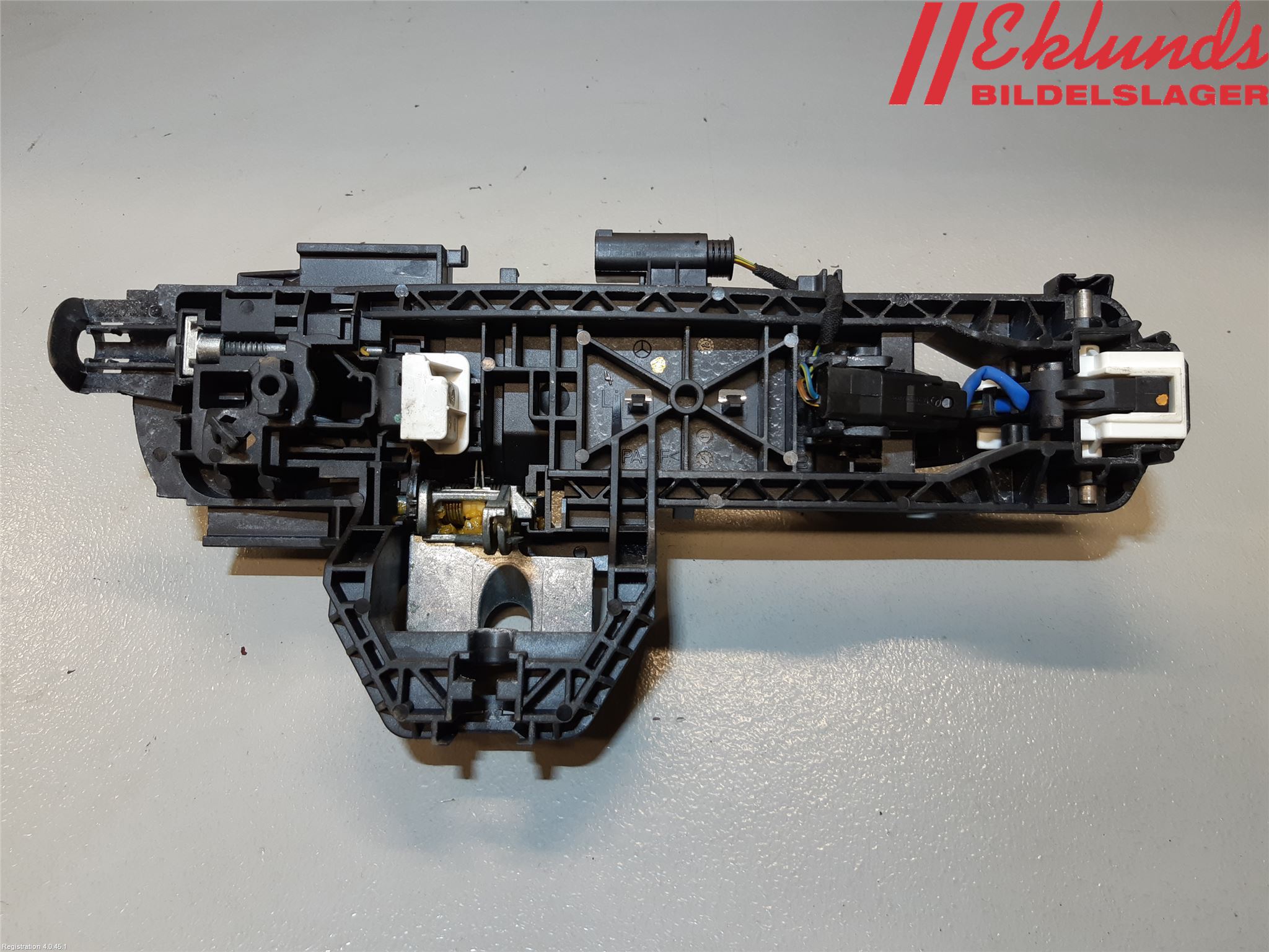 Mercedes-Benz MB CLS (C218/X218) 11-17 Dörrhandtag Yttre Vä
