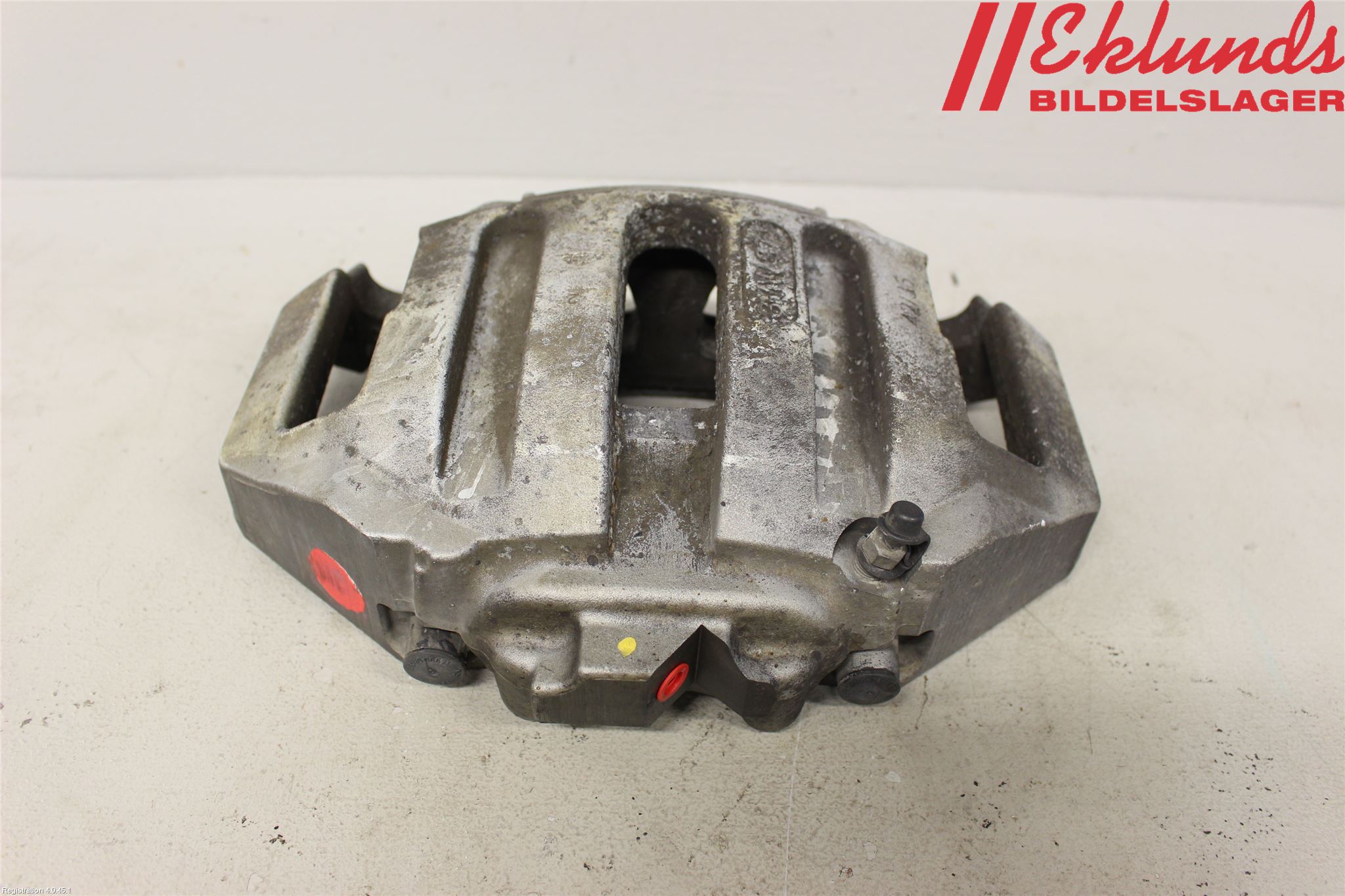 BMW 5 E60/61 Sed/Tou 02-10 Bromsok Fram Vänster