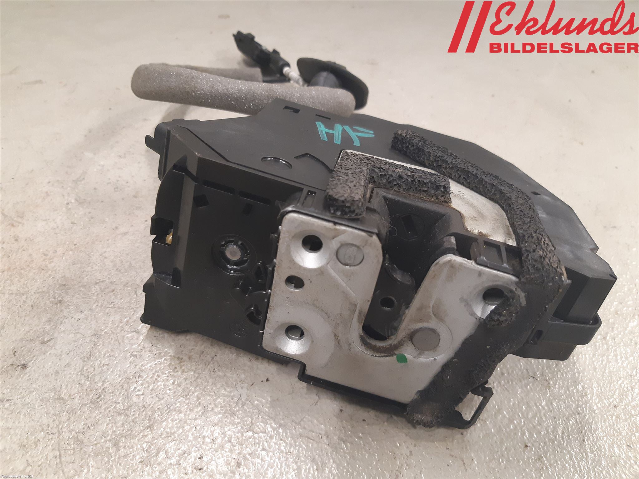 Renault CLIO IV 12-16 Låskista-Dörrlås