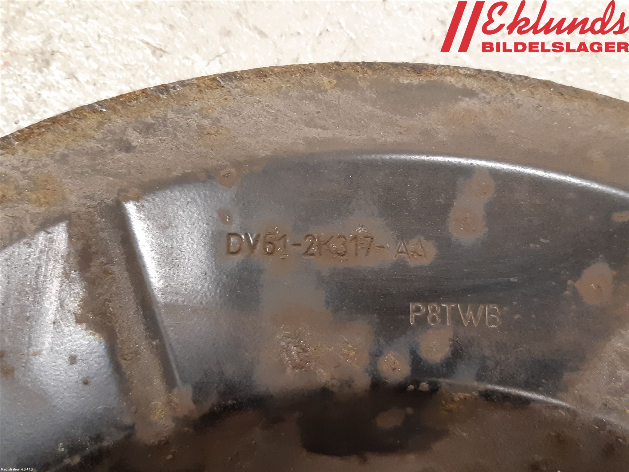 Ford TRANSIT/TOURNEO CONNECT 13-22 Bromssköld Bak