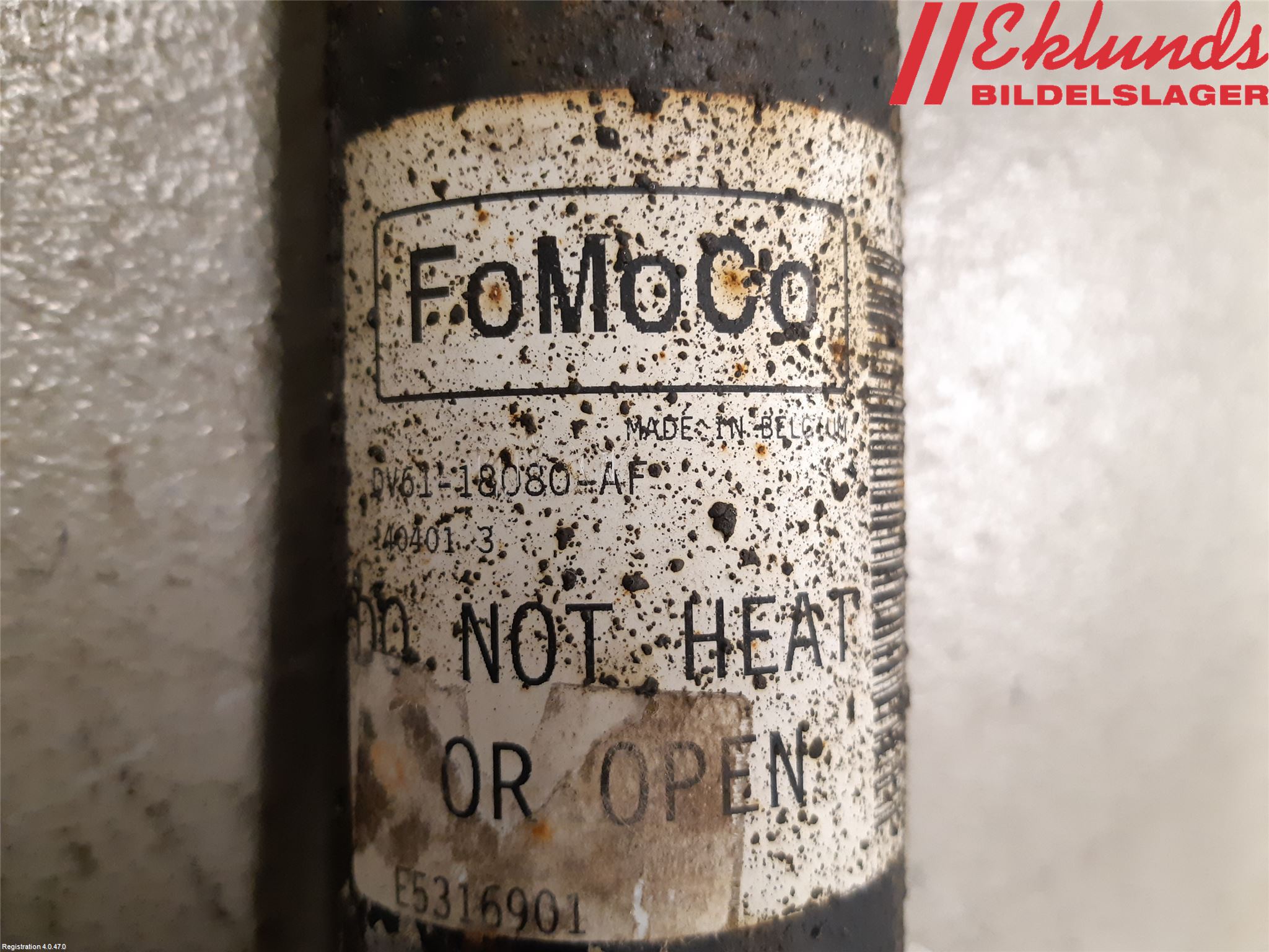 Ford TRANSIT/TOURNEO CONNECT 13-22 Stötdämpare Bak