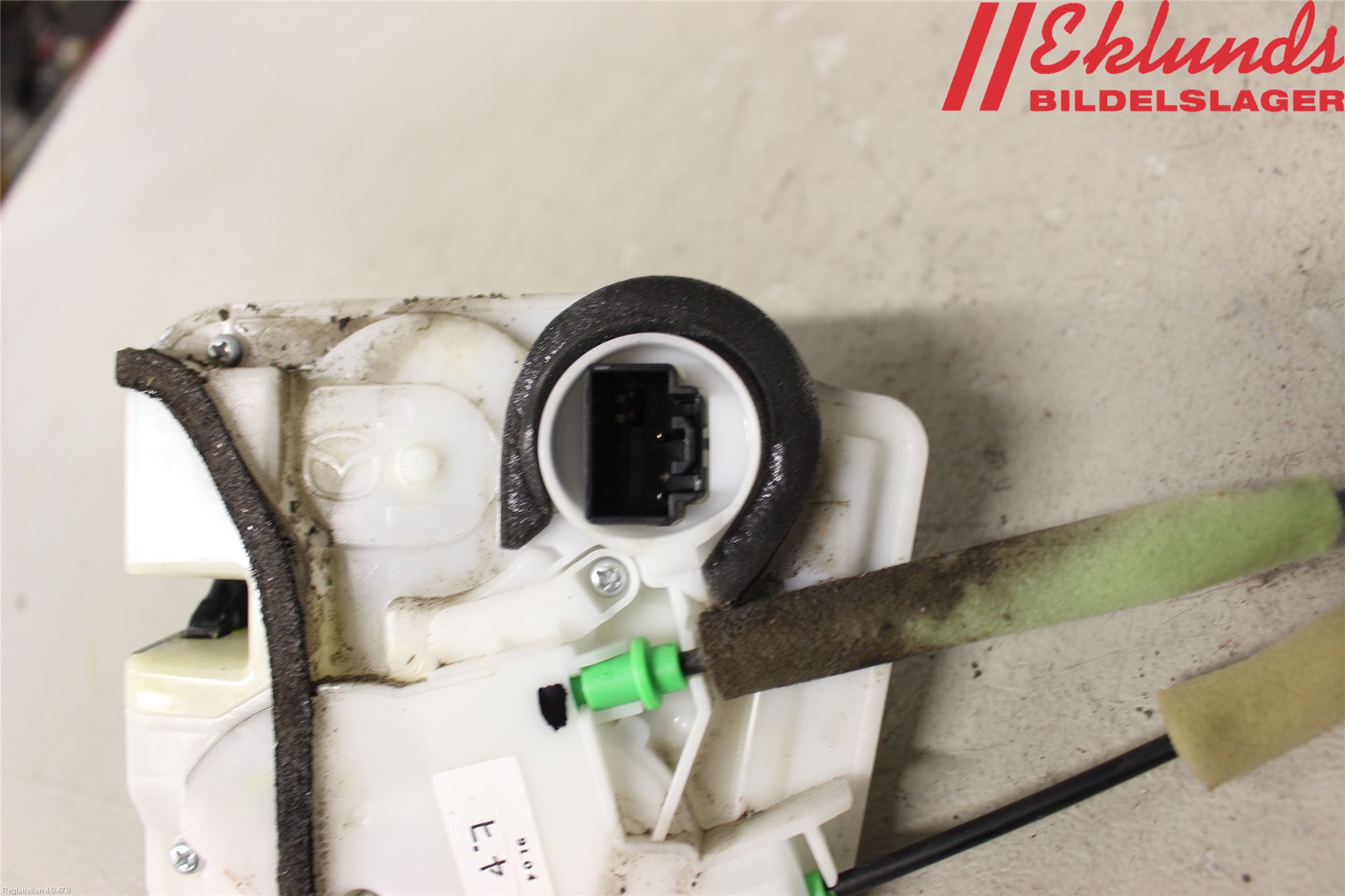 Mazda 3 II 09-13 Låskista-Dörrlås