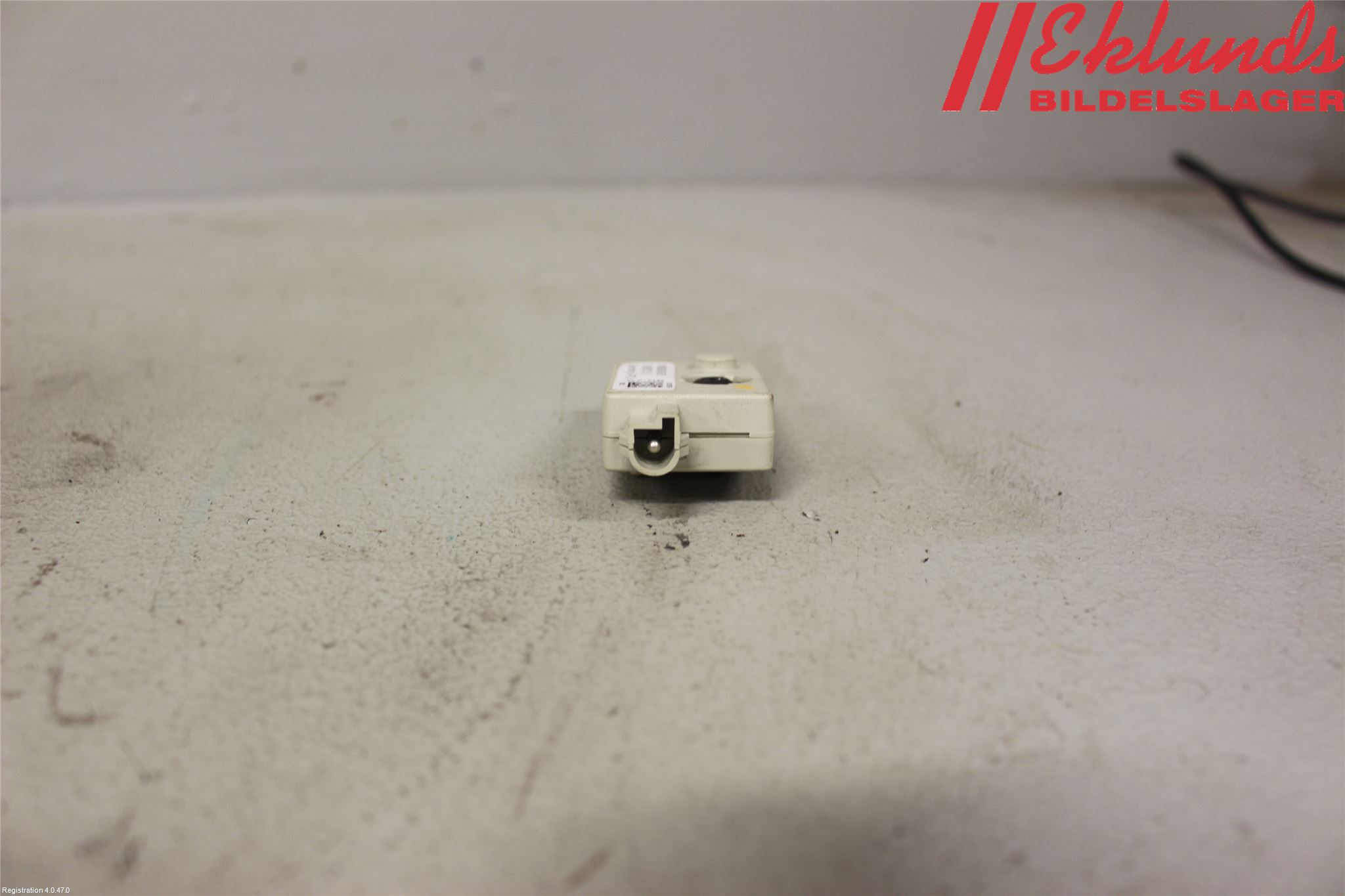 BMW X3 E83     03-10 Antennförstärkare