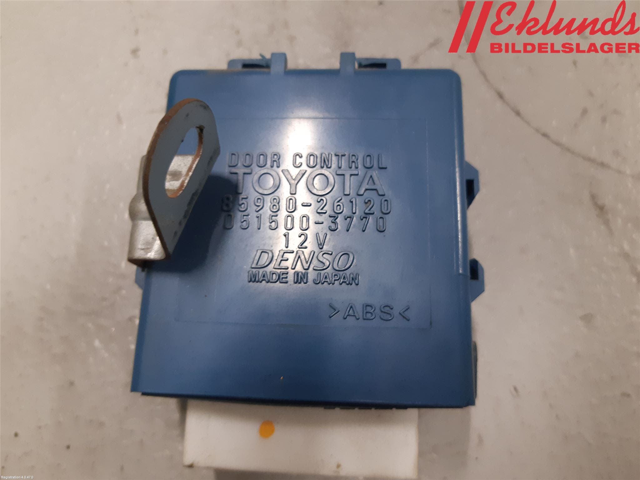 Toyota HI-ACE 06-12 Relä Centrallås