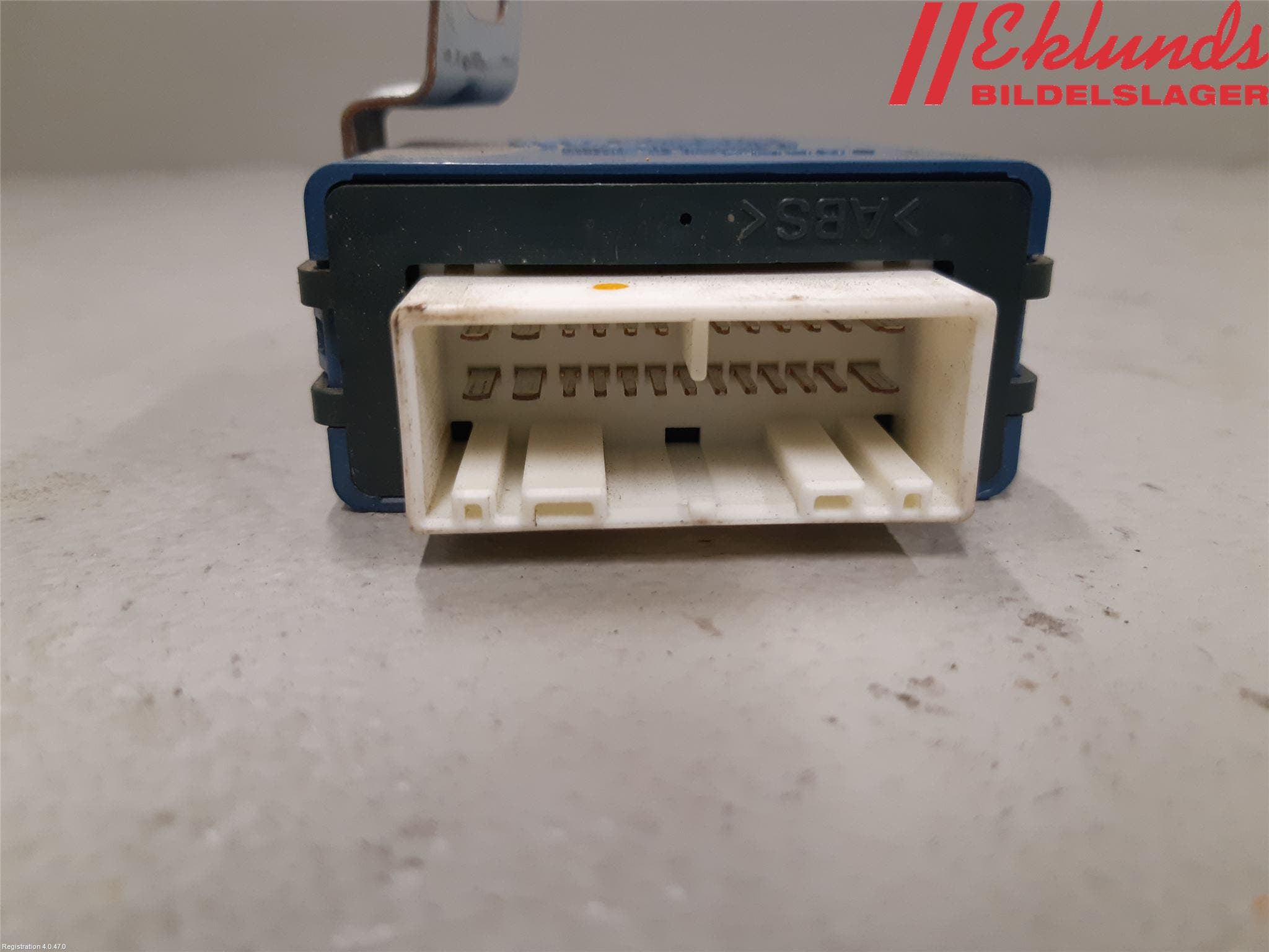 Toyota HI-ACE 06-12 Relä Centrallås