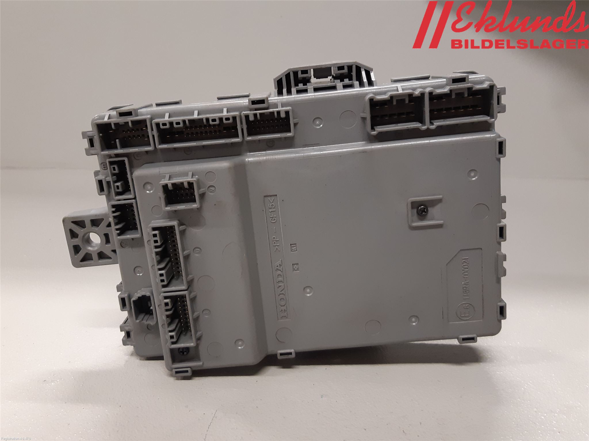 Honda CR-V 13-18 Säkringsdosa-Elcentral