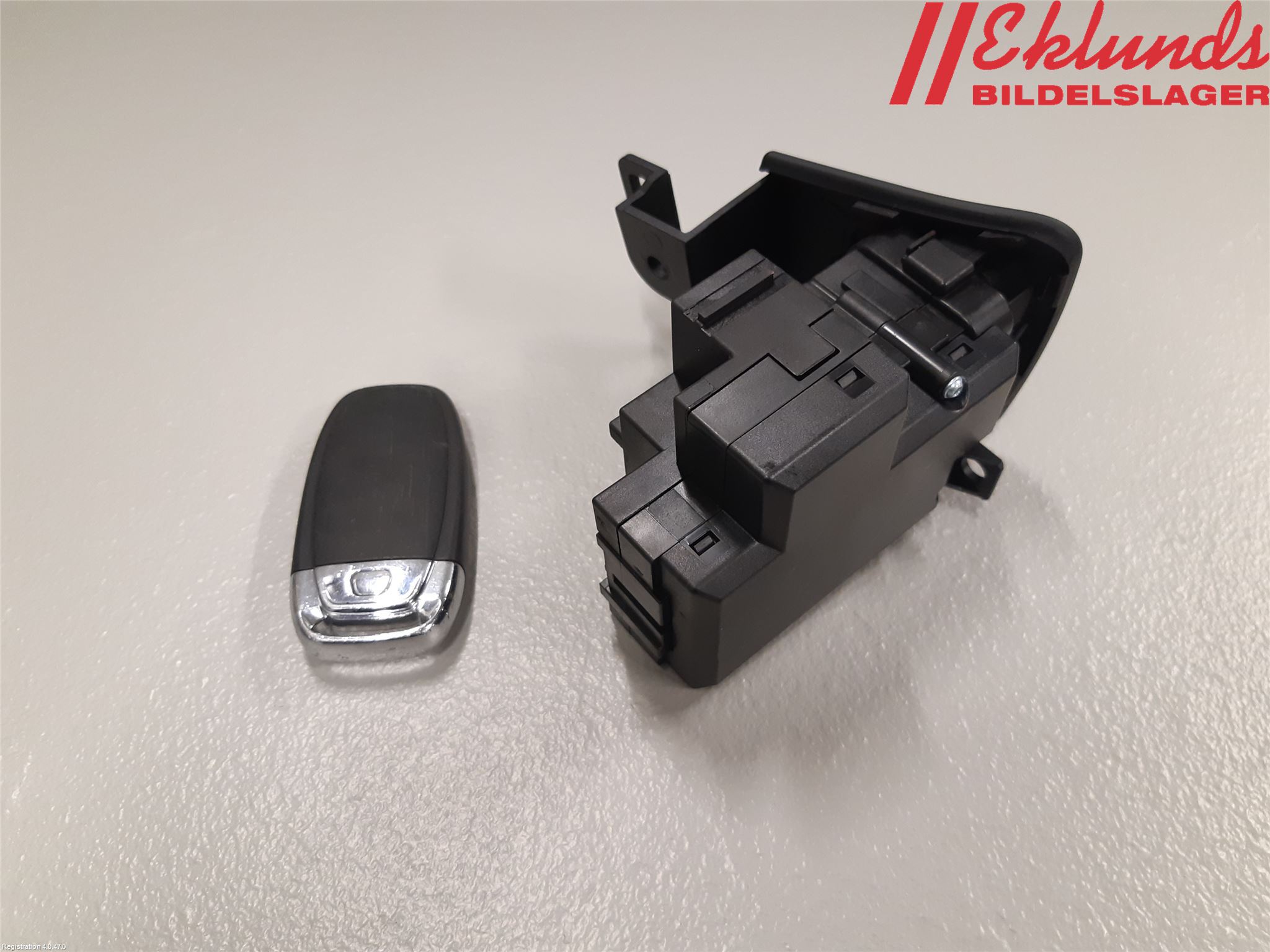 Audi A4 12-15 Rattlås-Tändlås Elektrisk