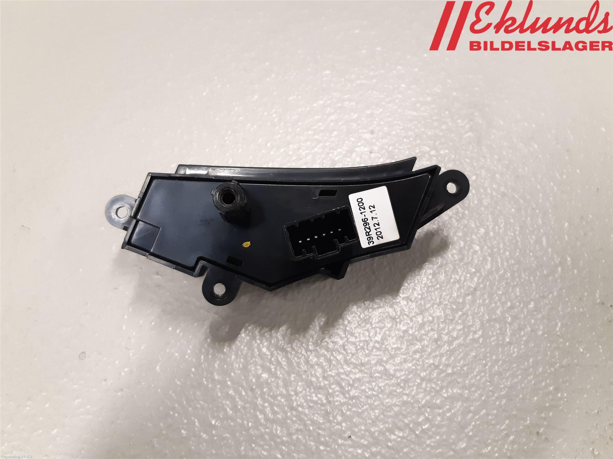 Hyundai i40 08-15 Strömställare Övrigt