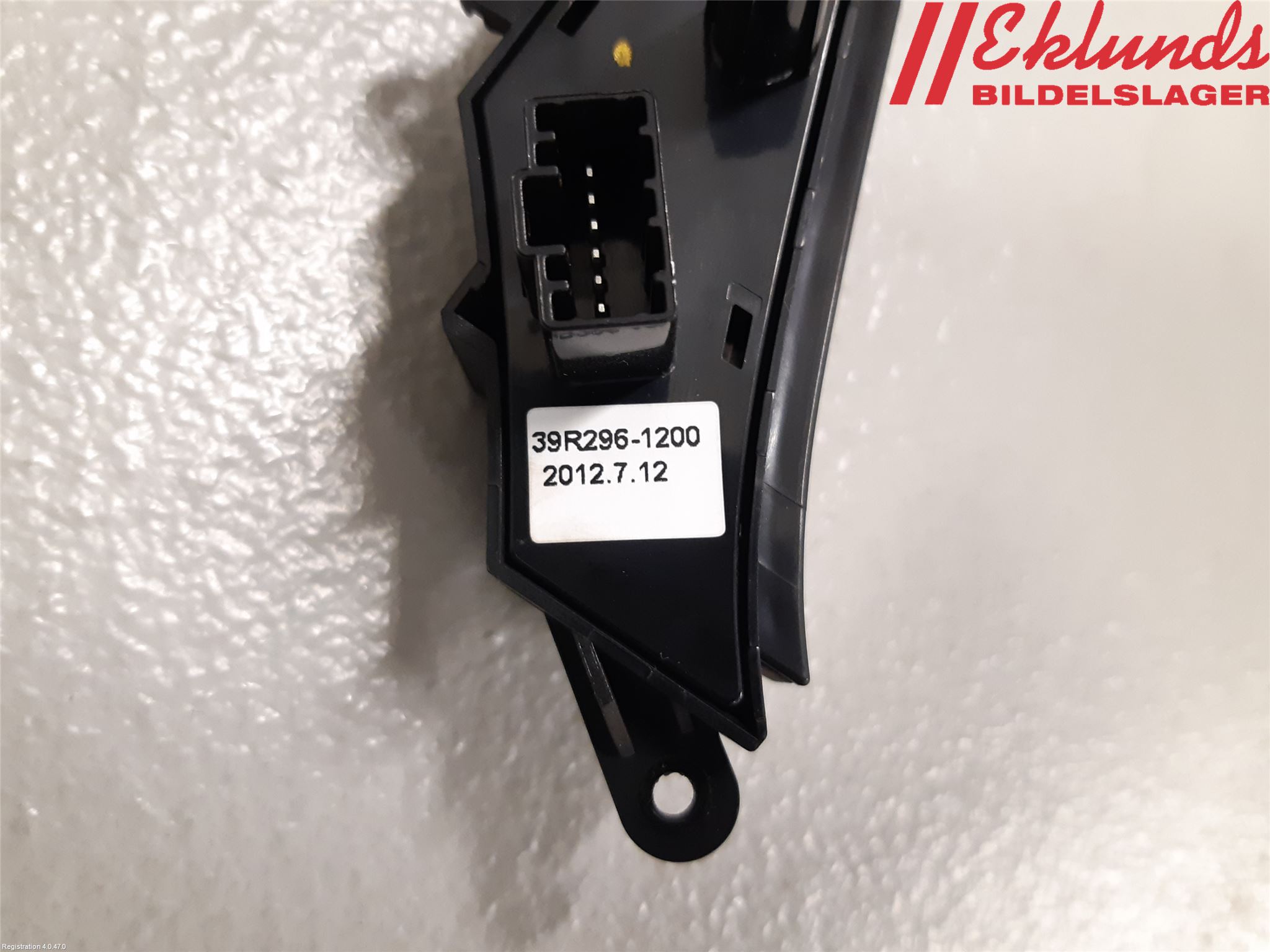 Hyundai i40 08-15 Strömställare Övrigt